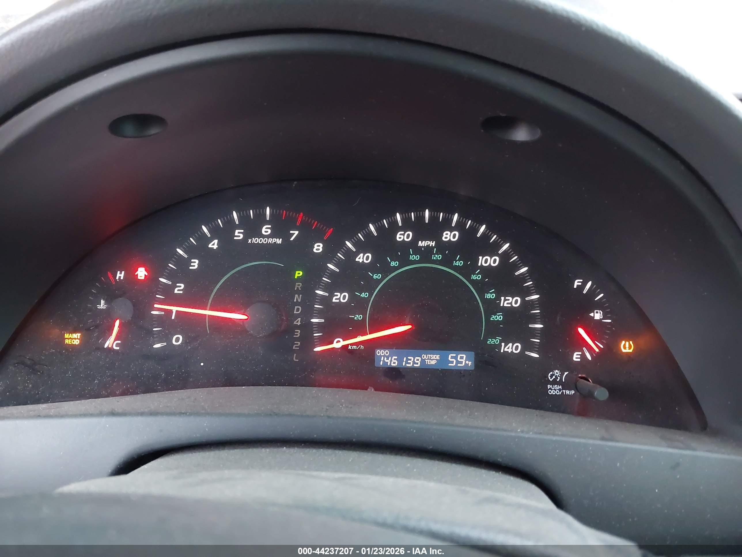 TOYOTA CAMRY image 7
