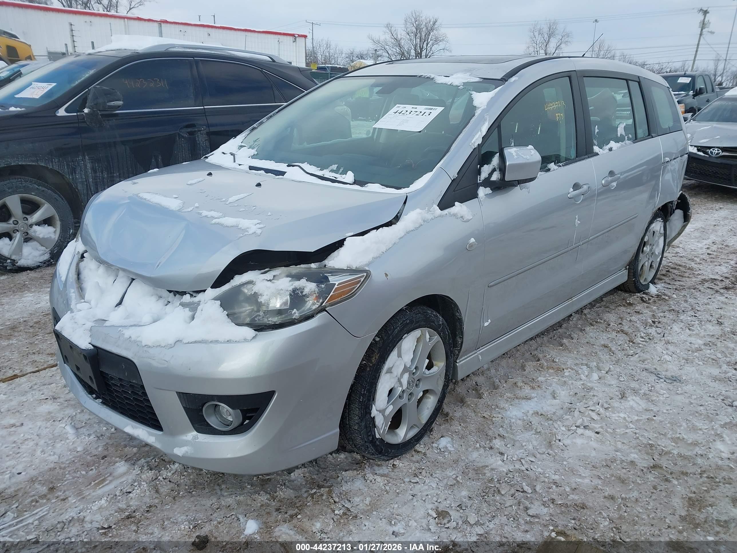 MAZDA MAZDA5 image 2