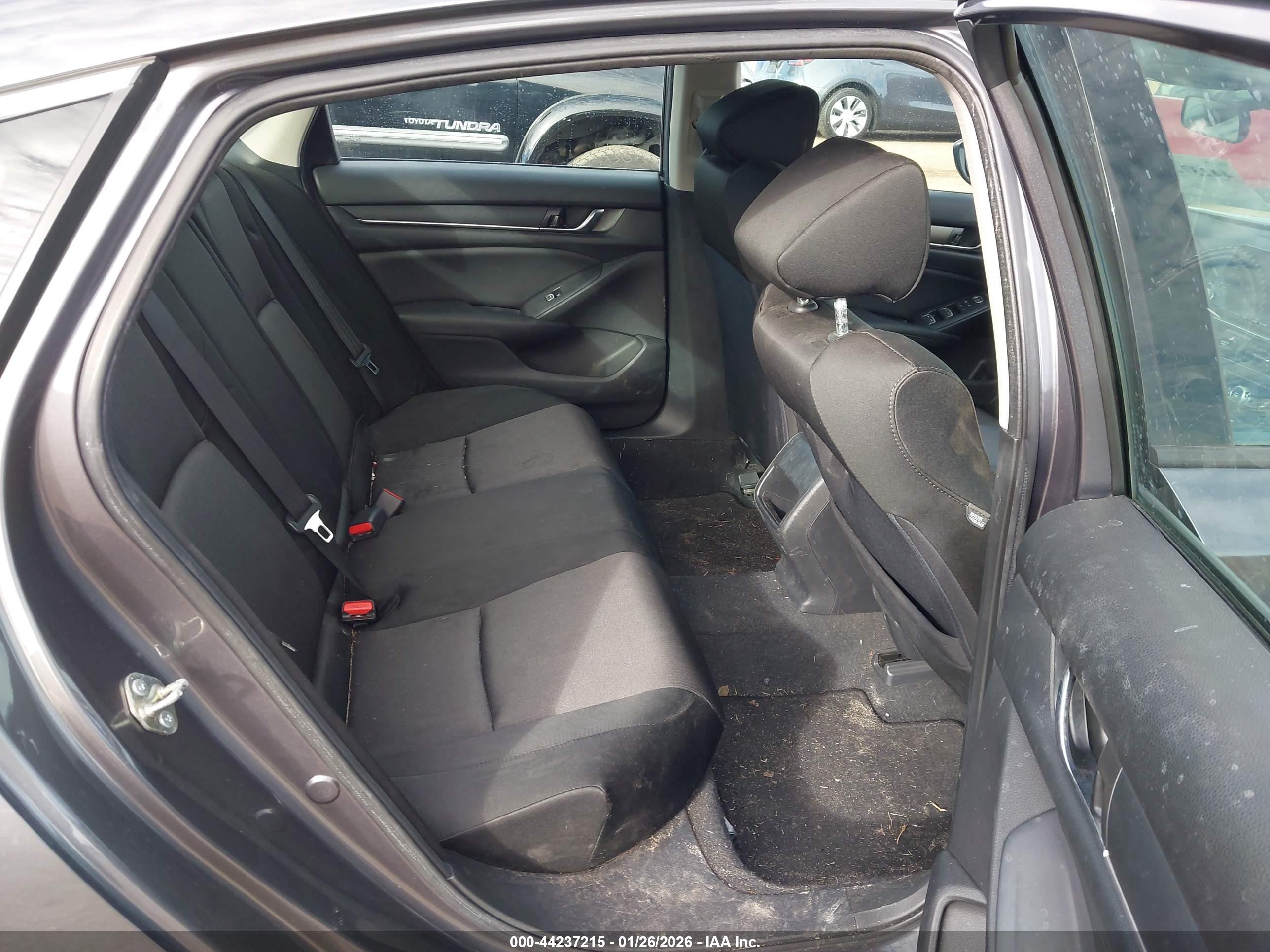 HONDA ACCORD image 8