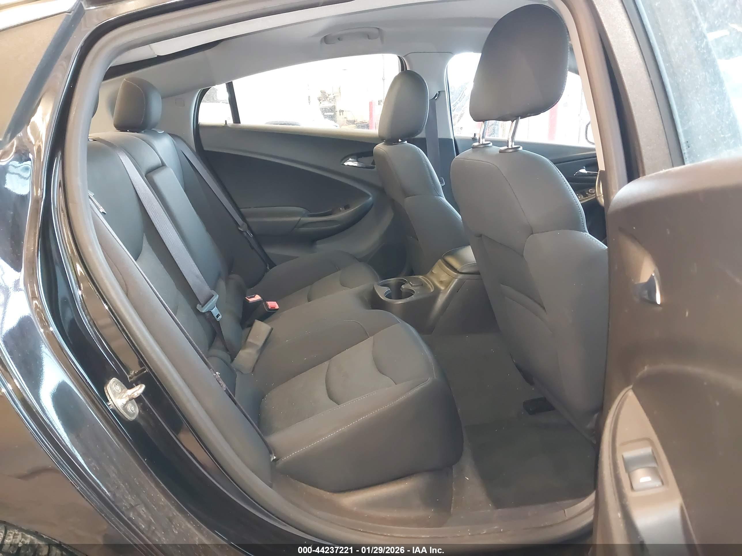 CHEVROLET VOLT image 8