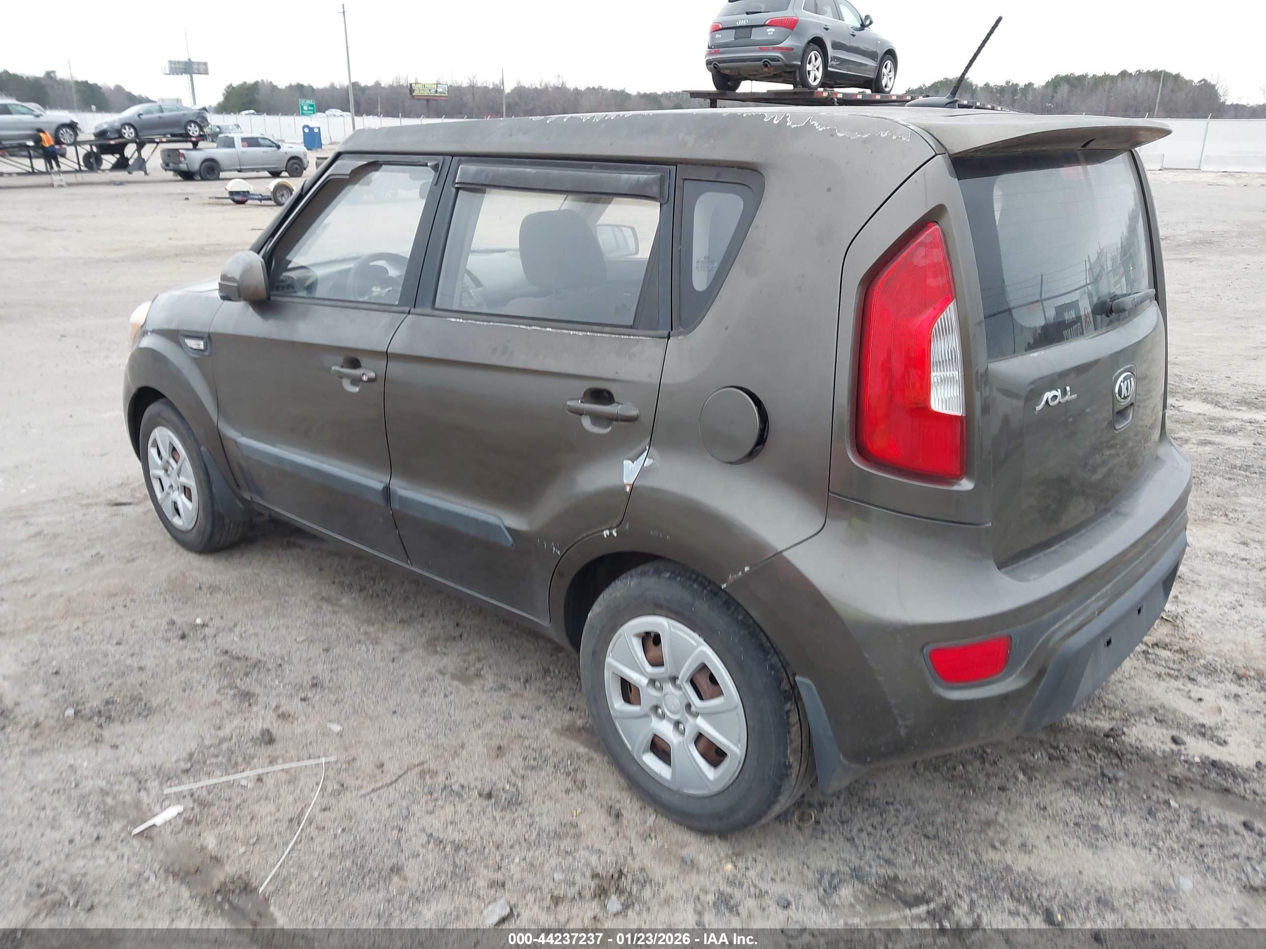 KIA SOUL image 3
