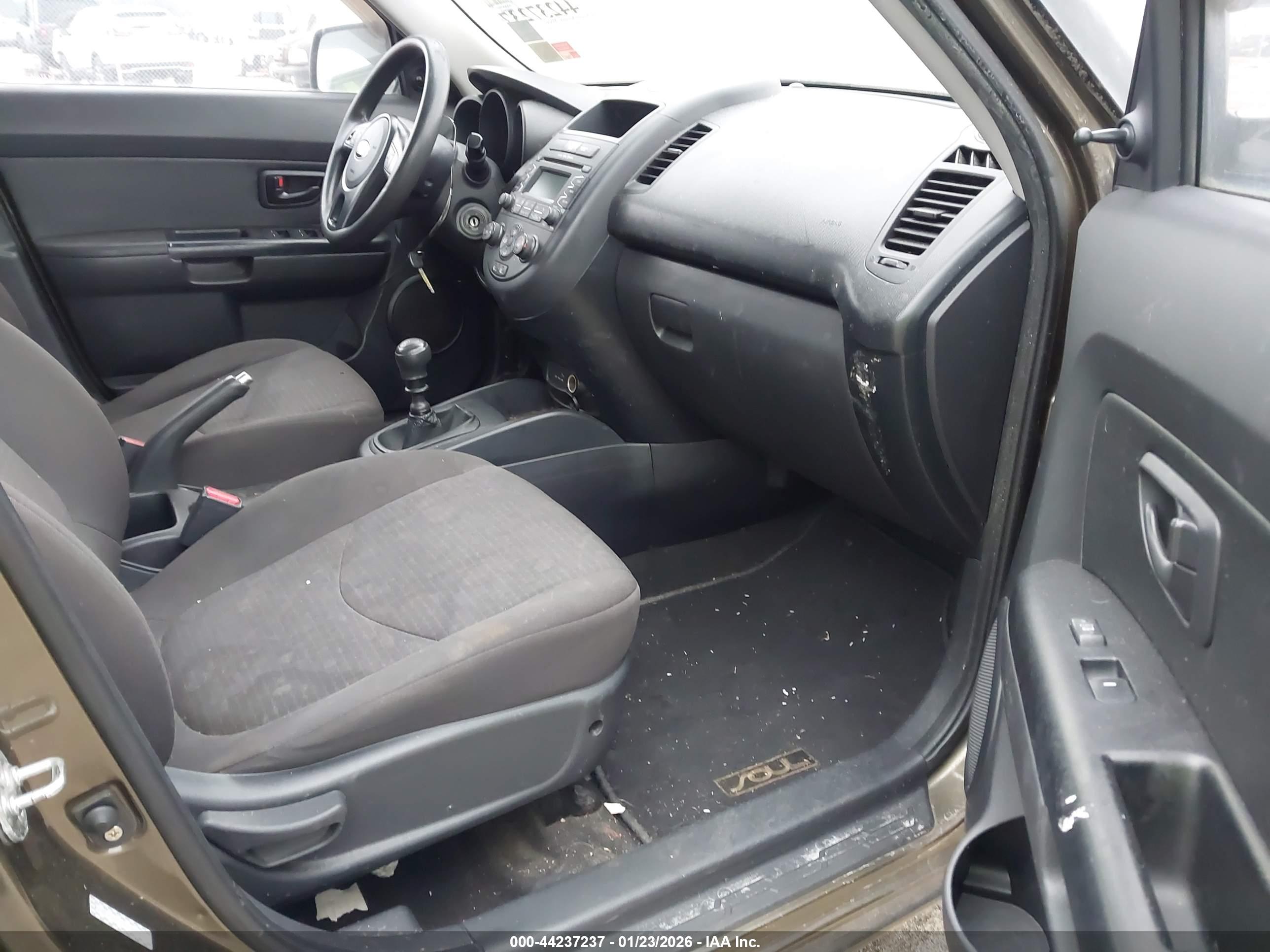 KIA SOUL image 5