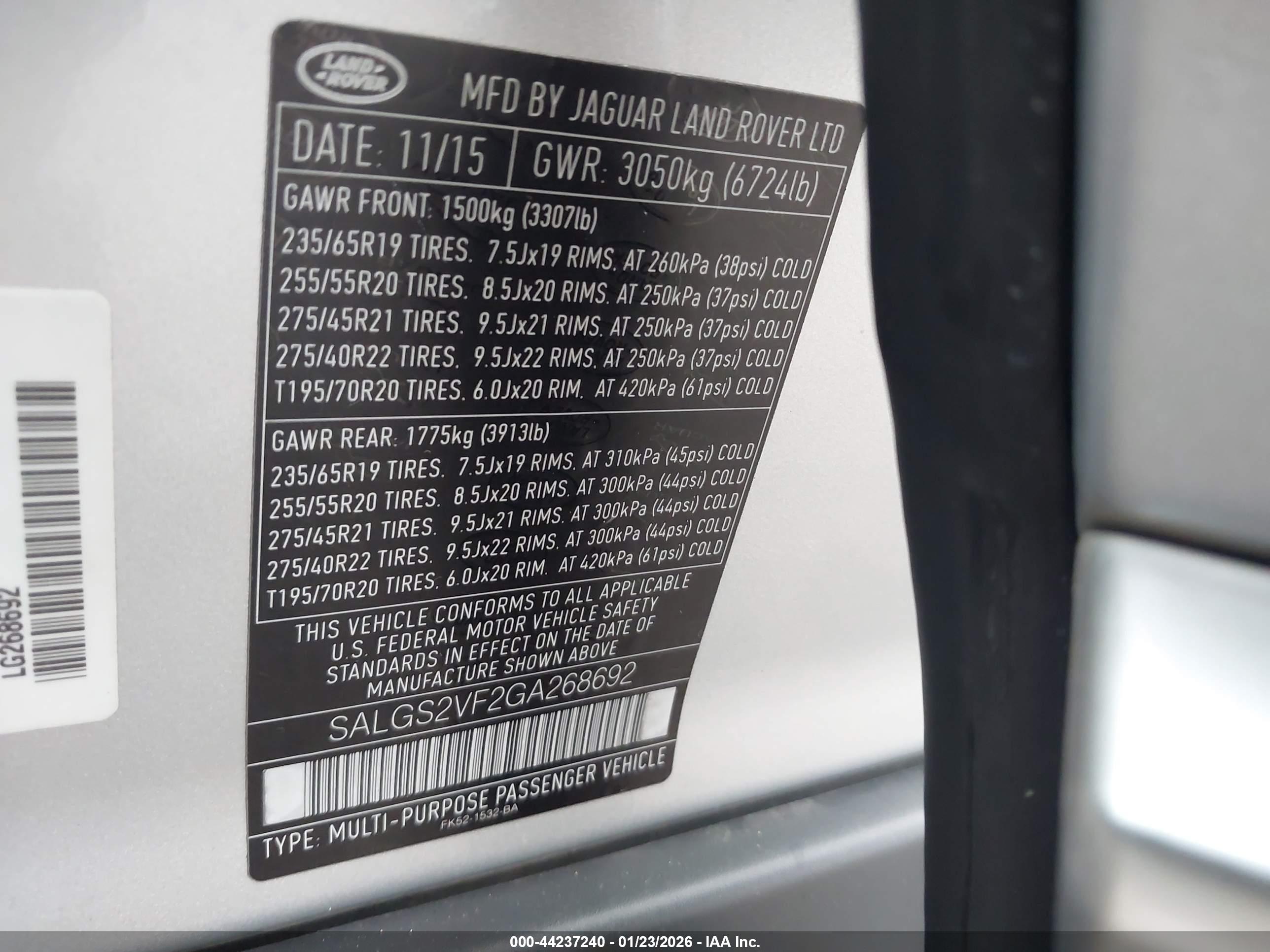 LAND ROVER image 9