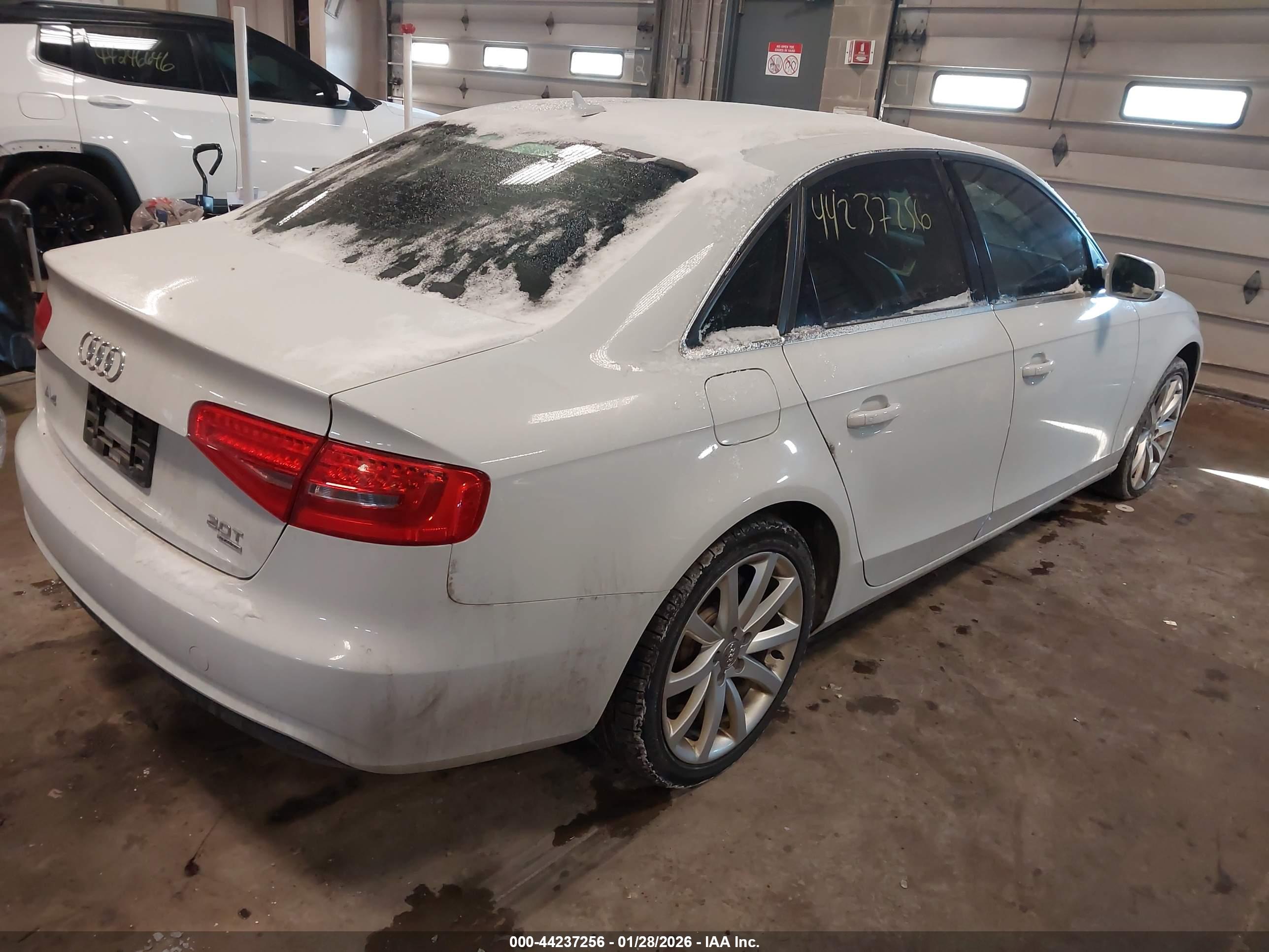 AUDI A4 image 4