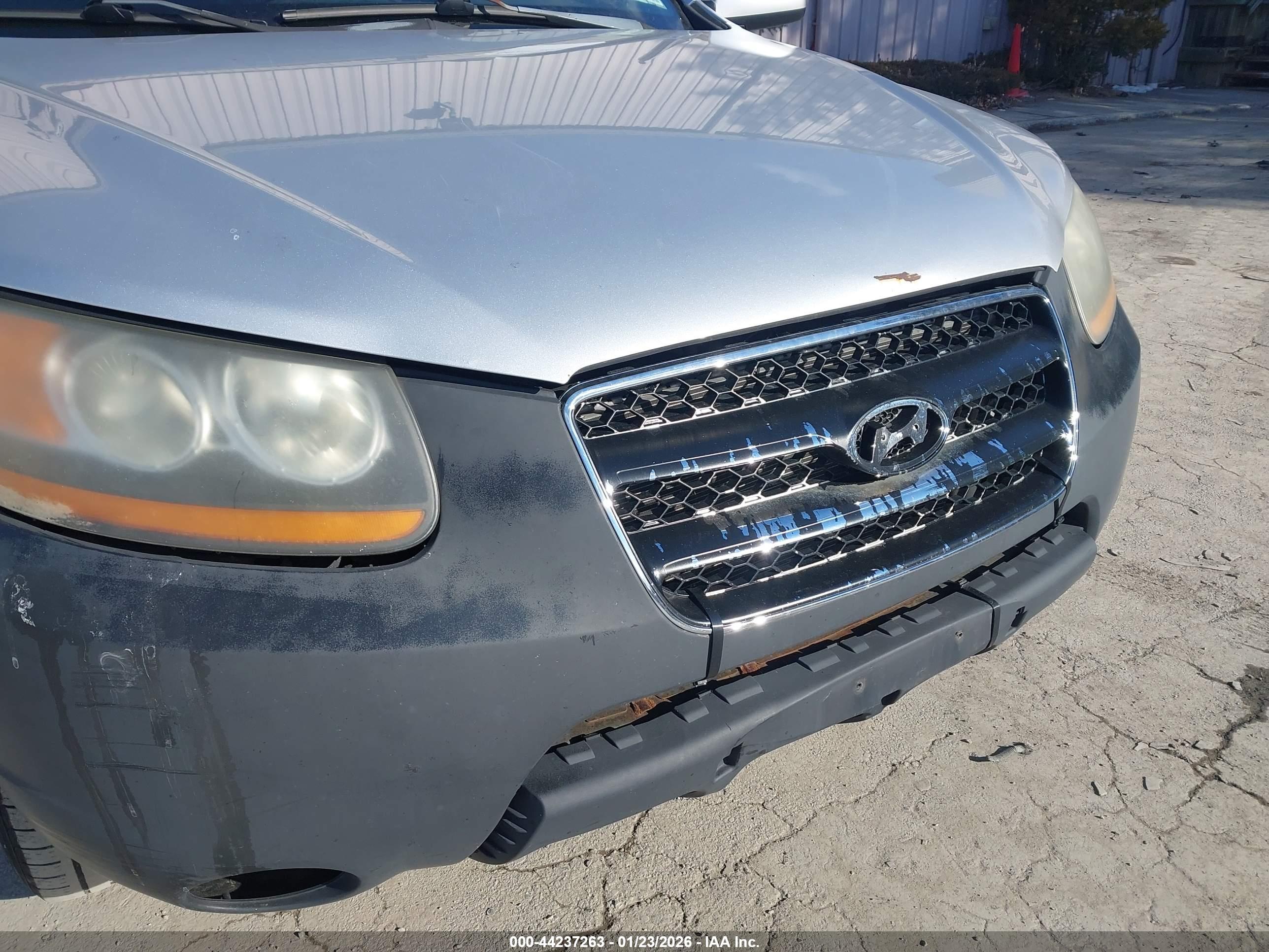 HYUNDAI SANTA image 6