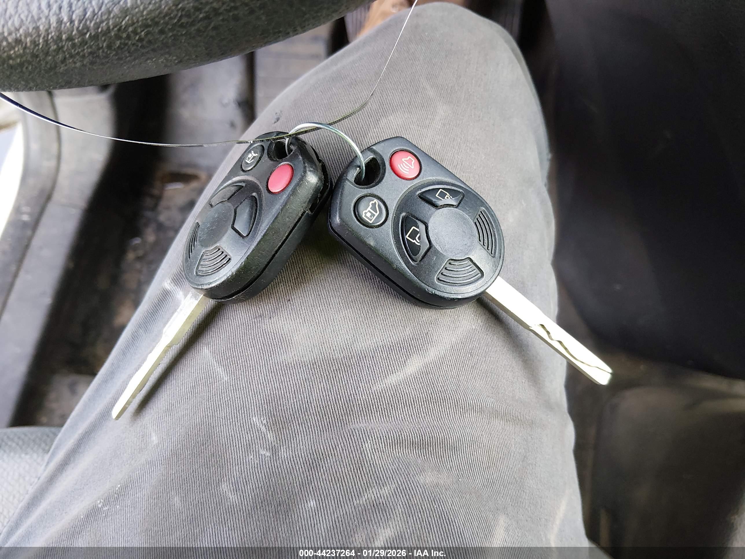 FORD TRANSIT image 11