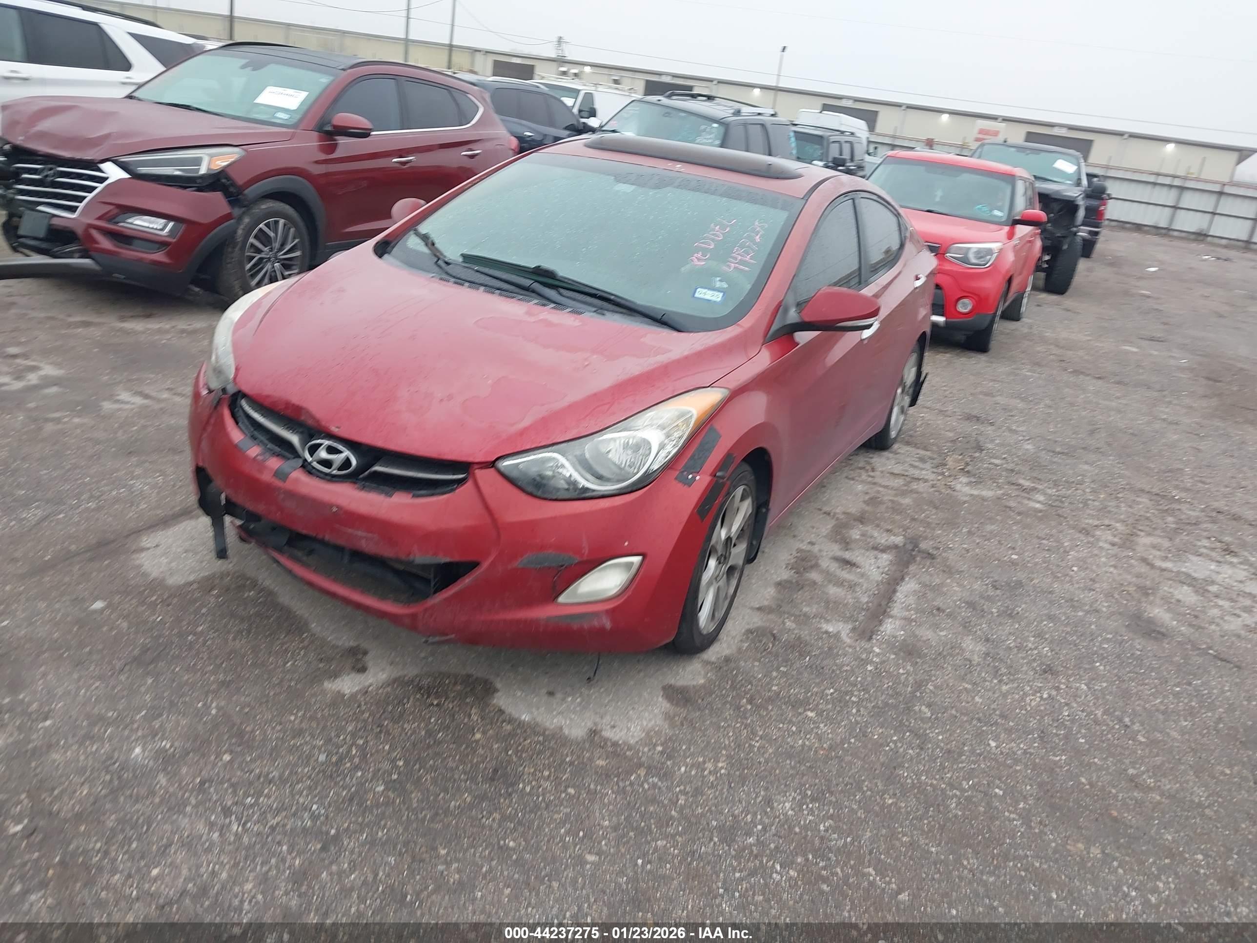 HYUNDAI ELANTRA image 2