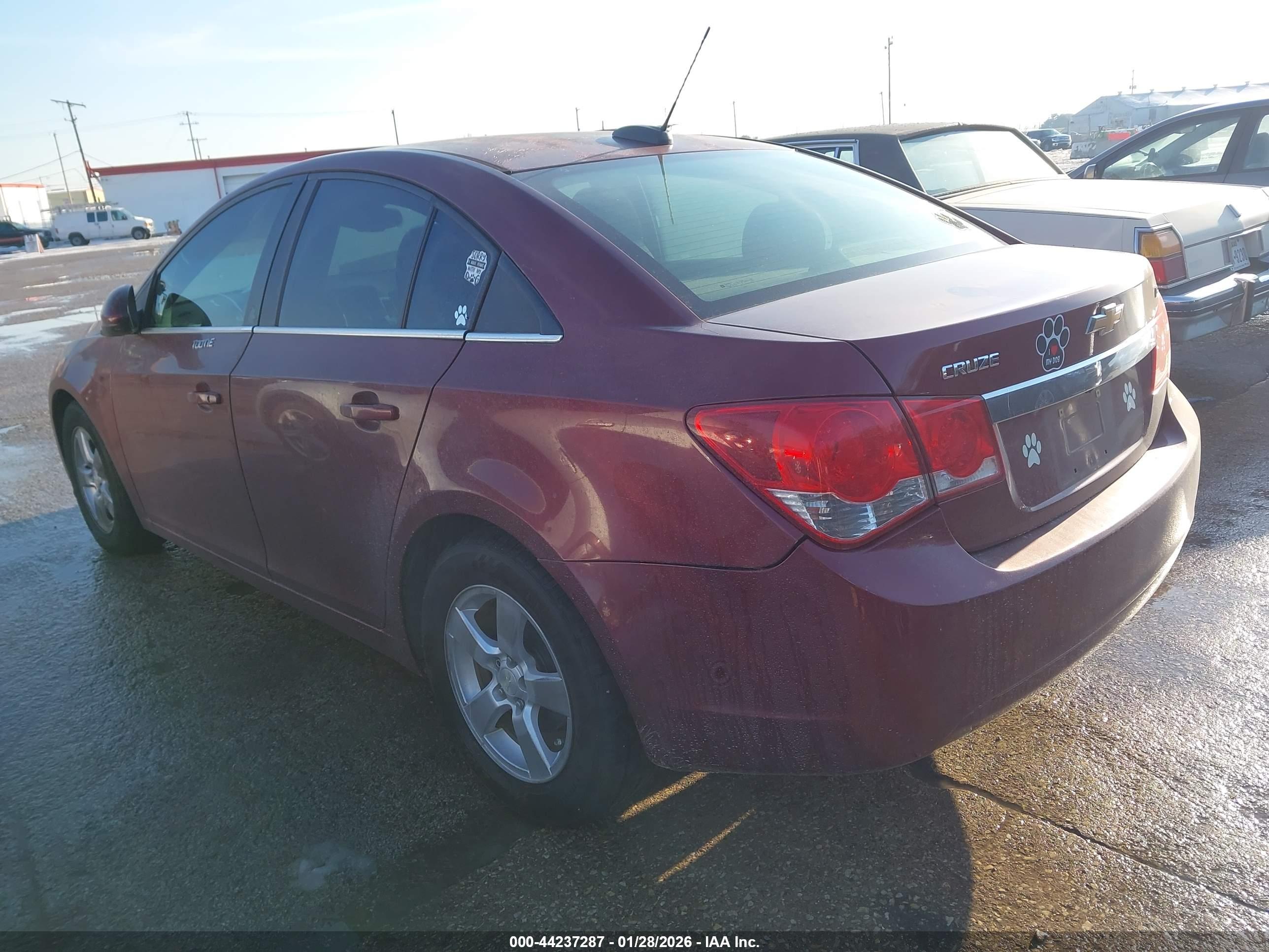 CHEVROLET CRUZE image 3