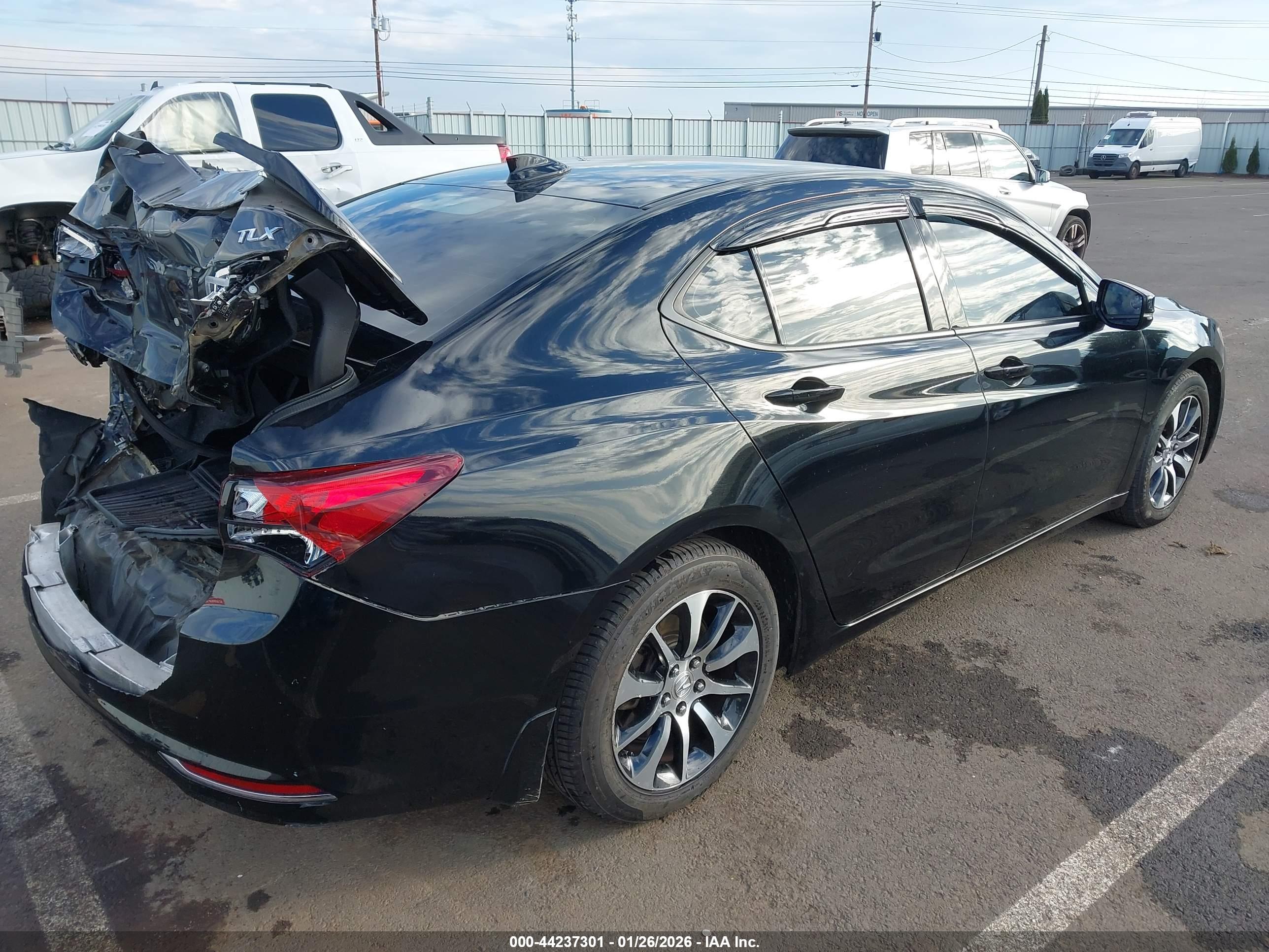 ACURA TLX image 4