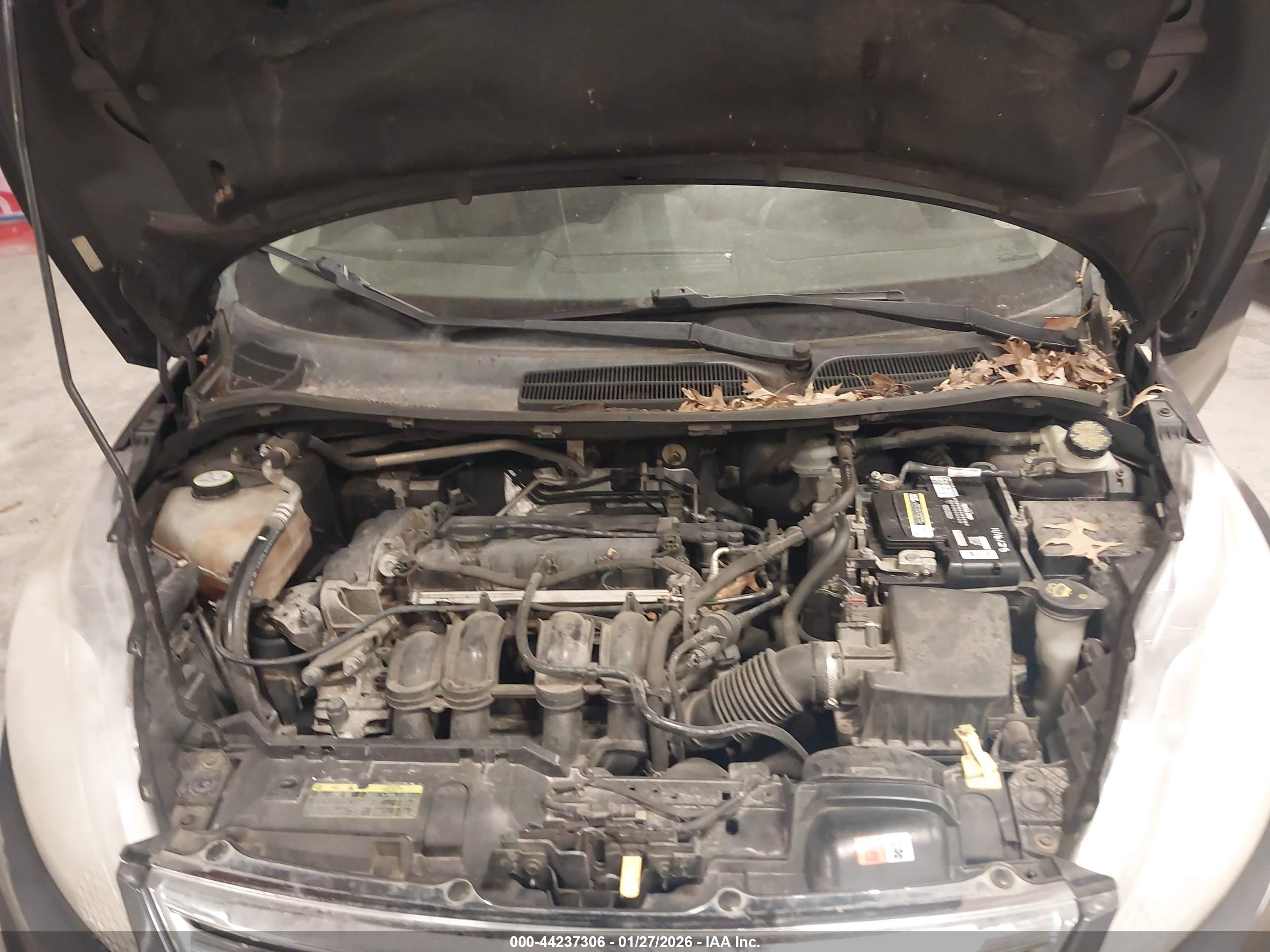 FORD FIESTA image 10