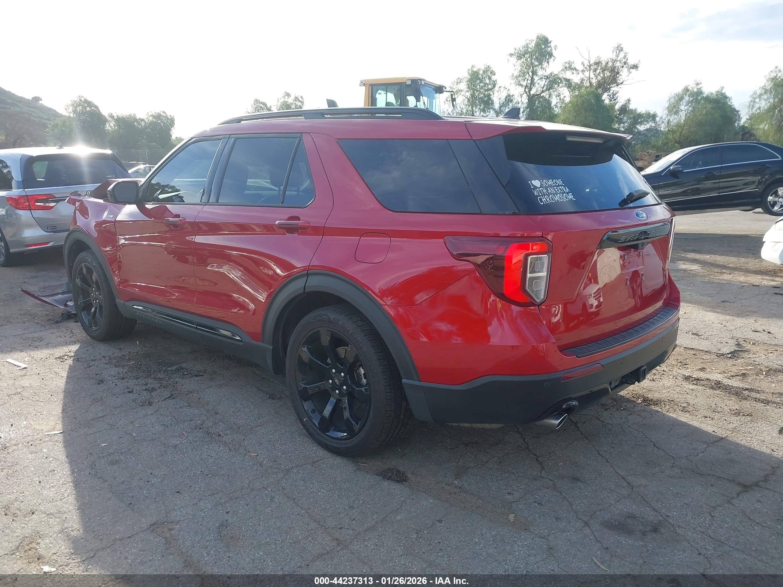 FORD EXPLORER image 3
