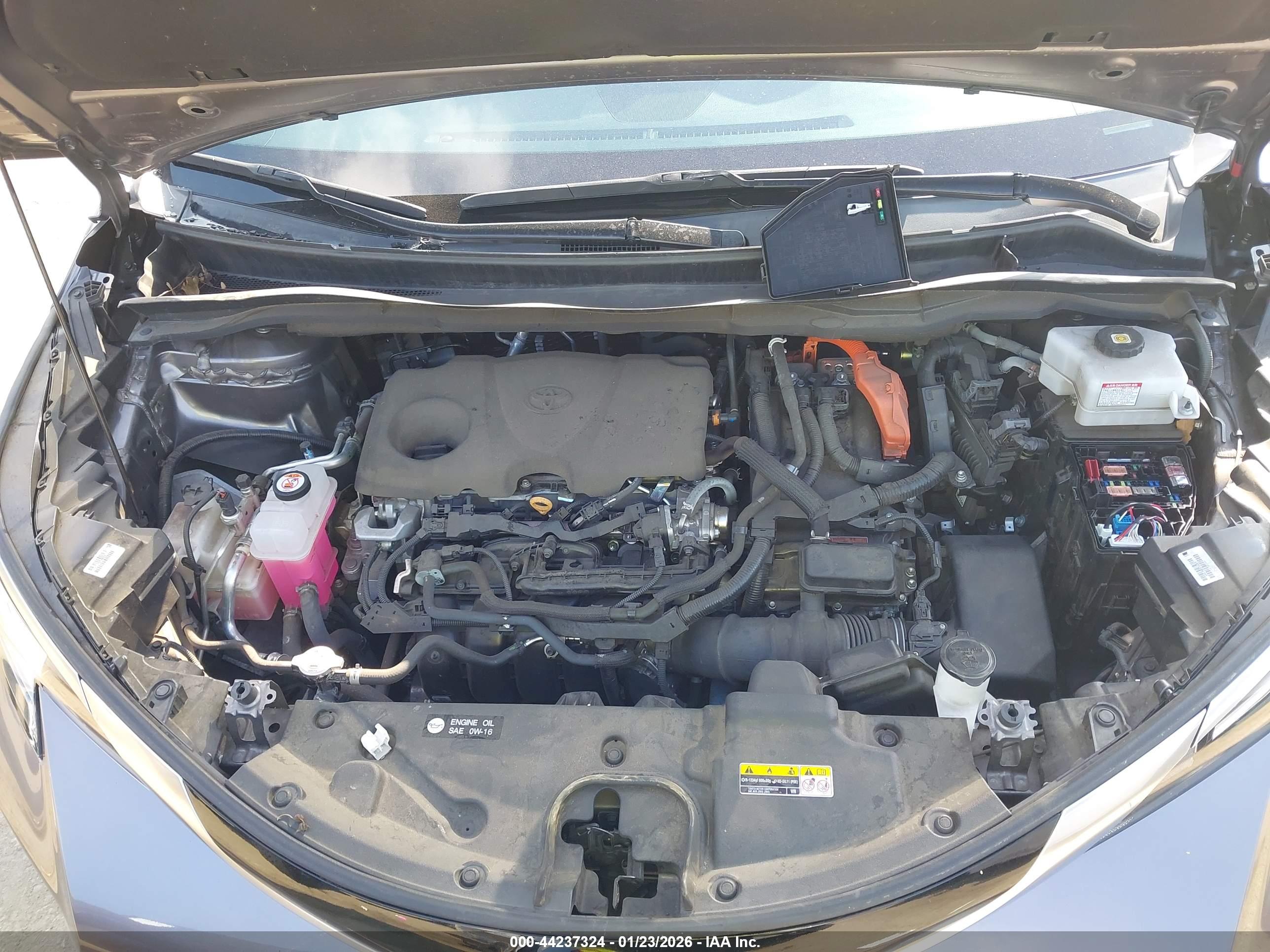 TOYOTA SIENNA image 10