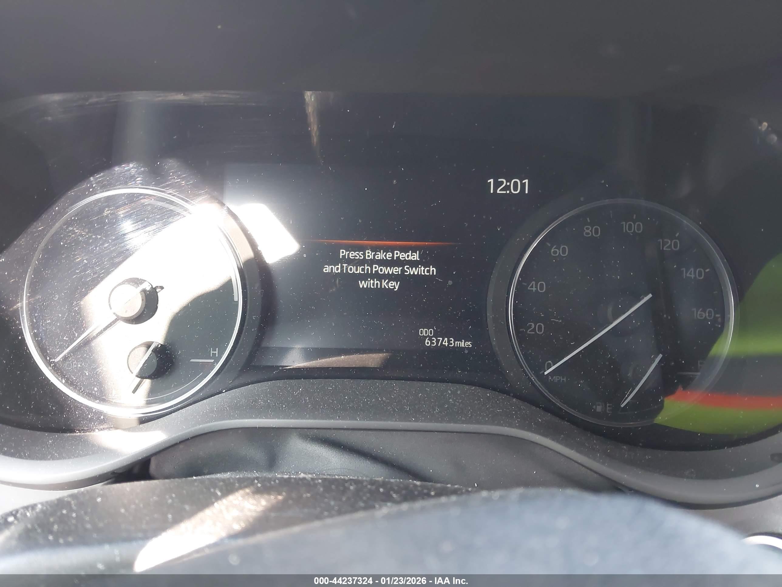 TOYOTA SIENNA image 7