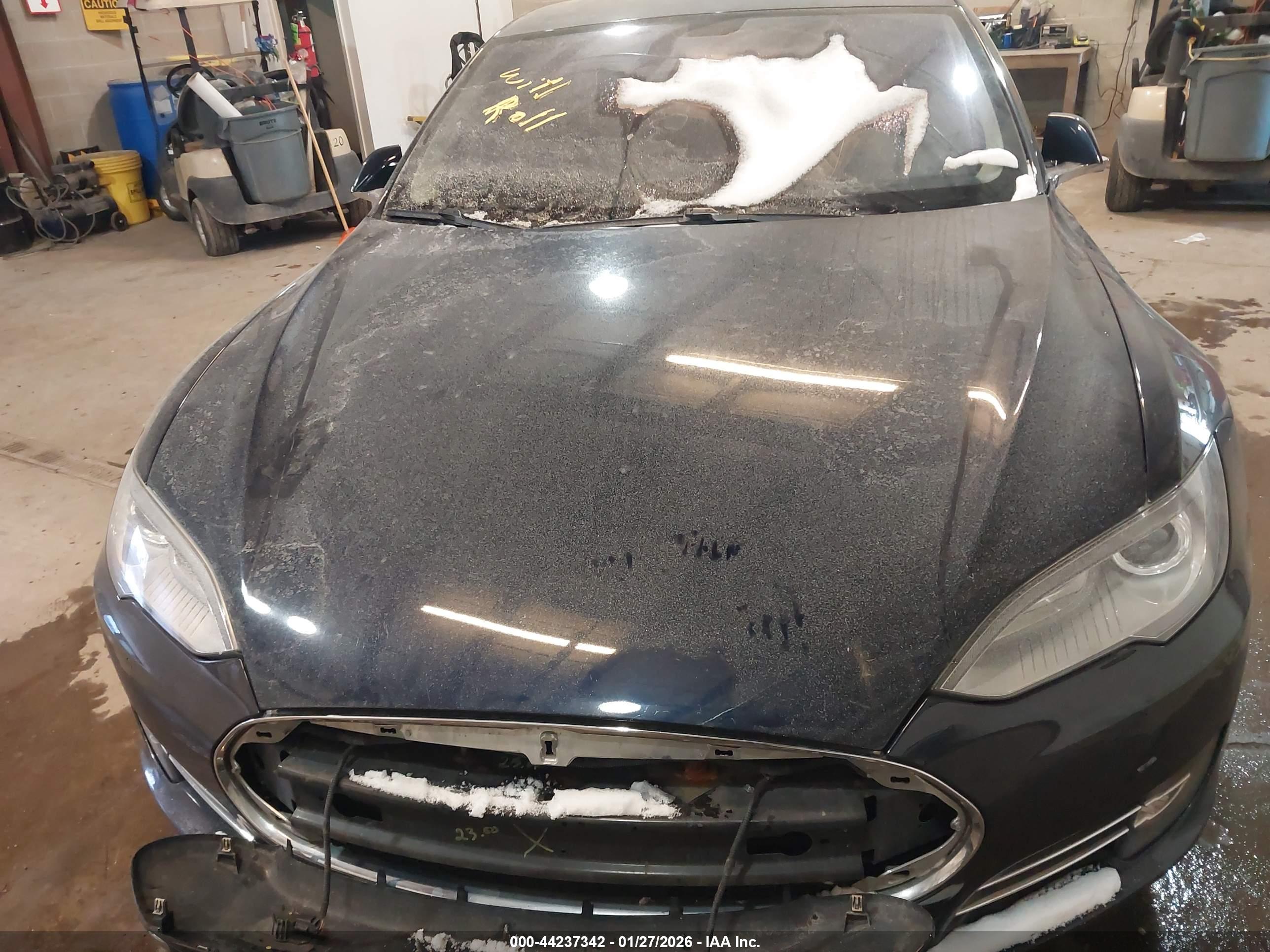 TESLA MODEL image 10