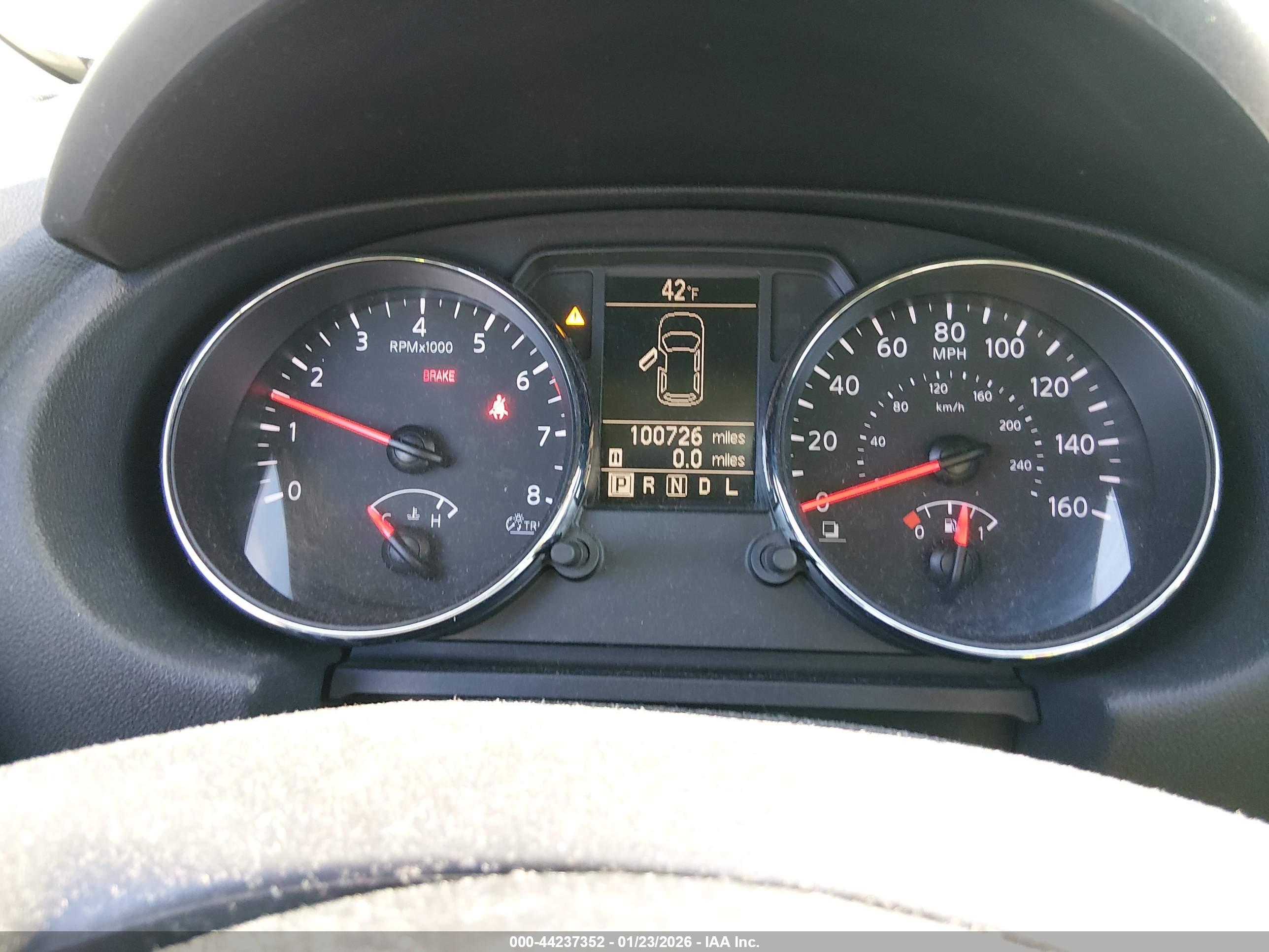 NISSAN ROGUE image 7