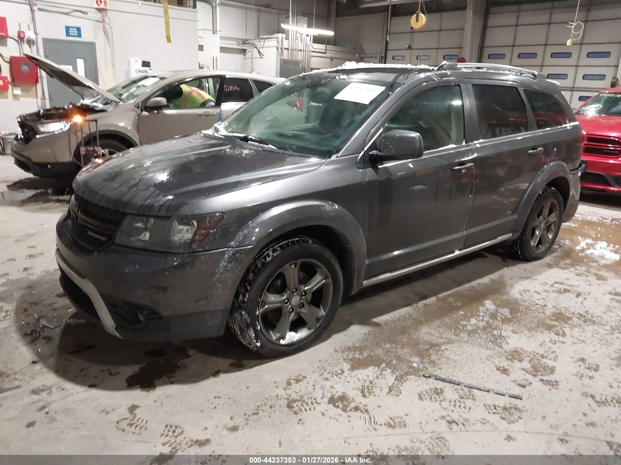 DODGE JOURNEY image 2