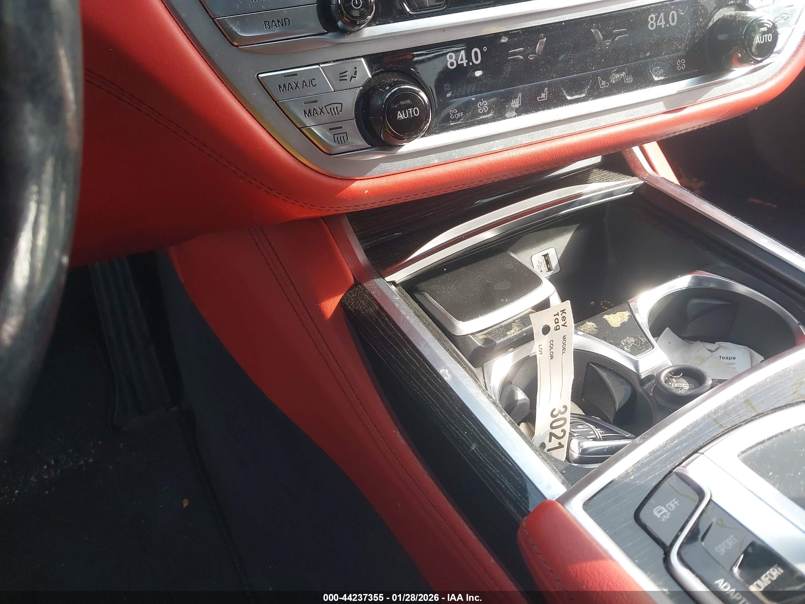 BMW 750I image 11