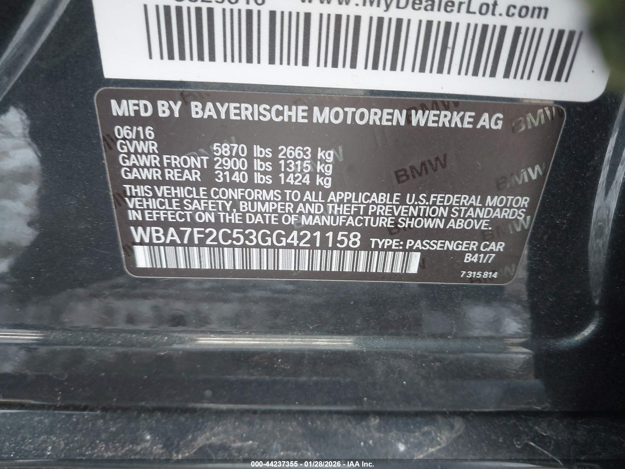BMW 750I image 9