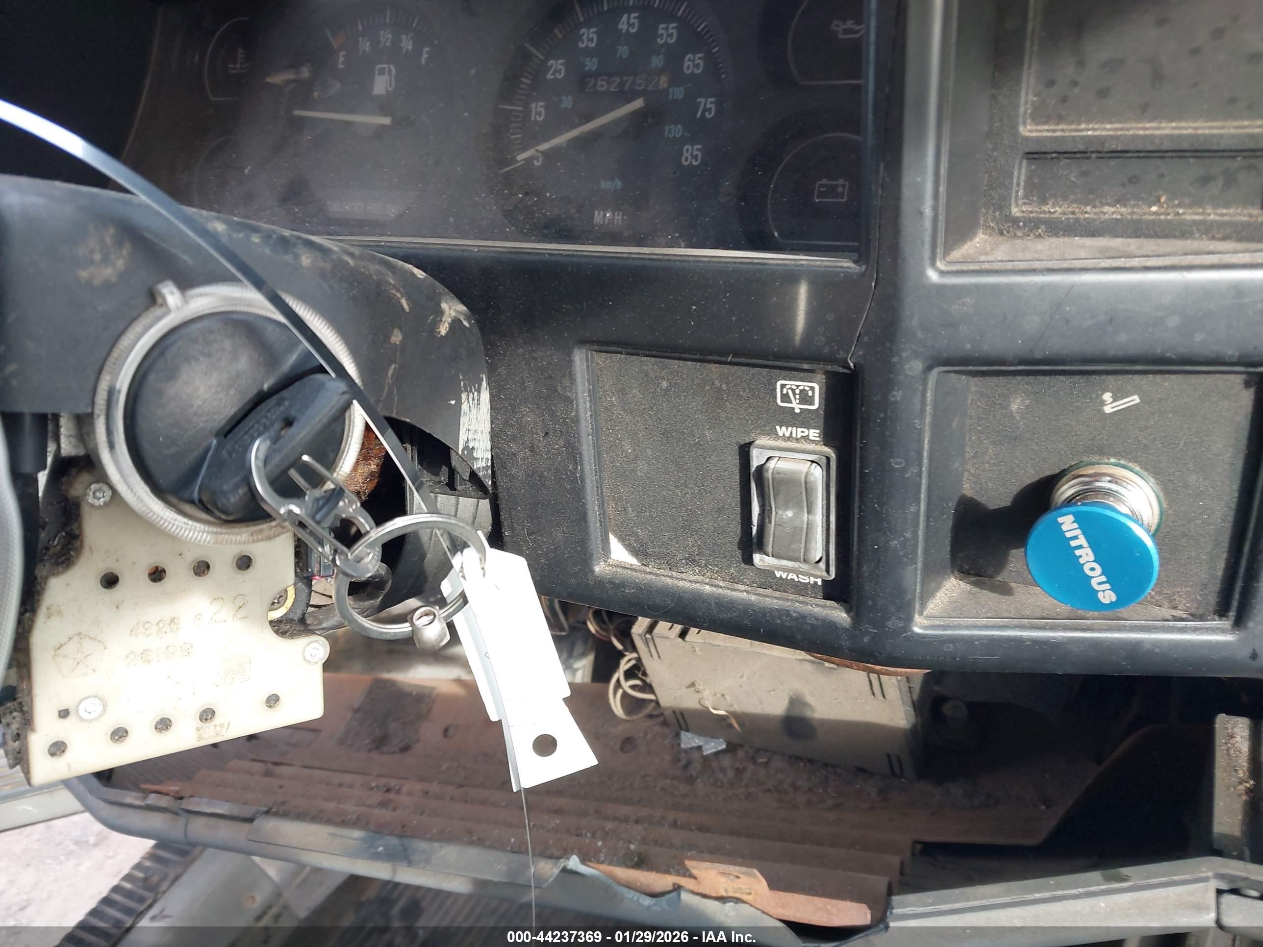 JEEP CHEROKEE image 11