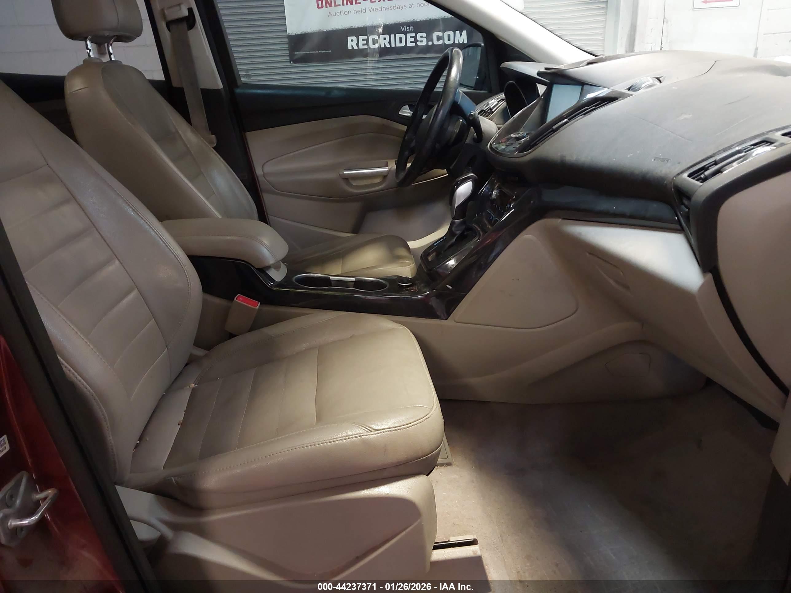 FORD ESCAPE image 5
