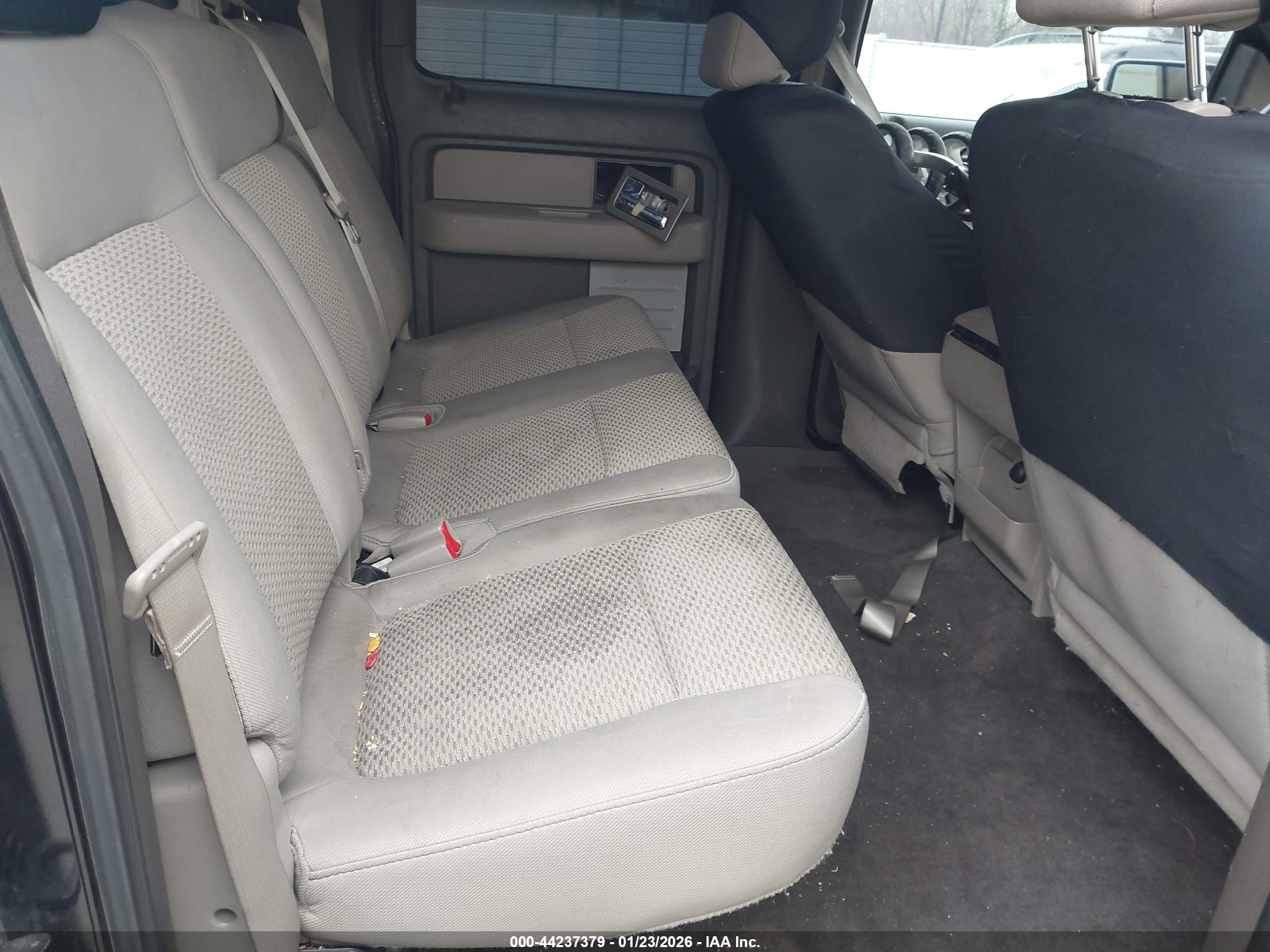 FORD F-150 image 8