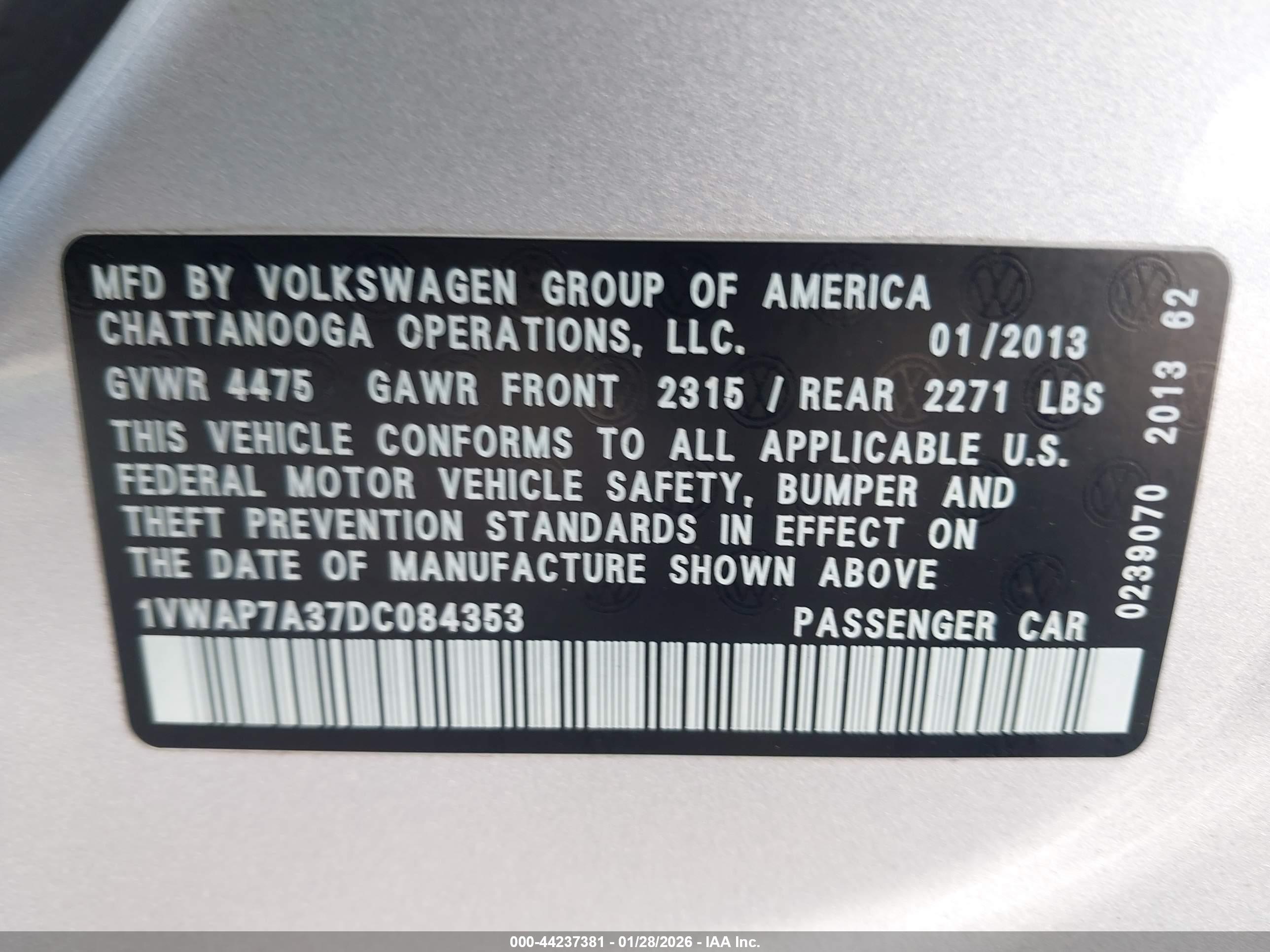 VOLKSWAGEN PASSAT image 9