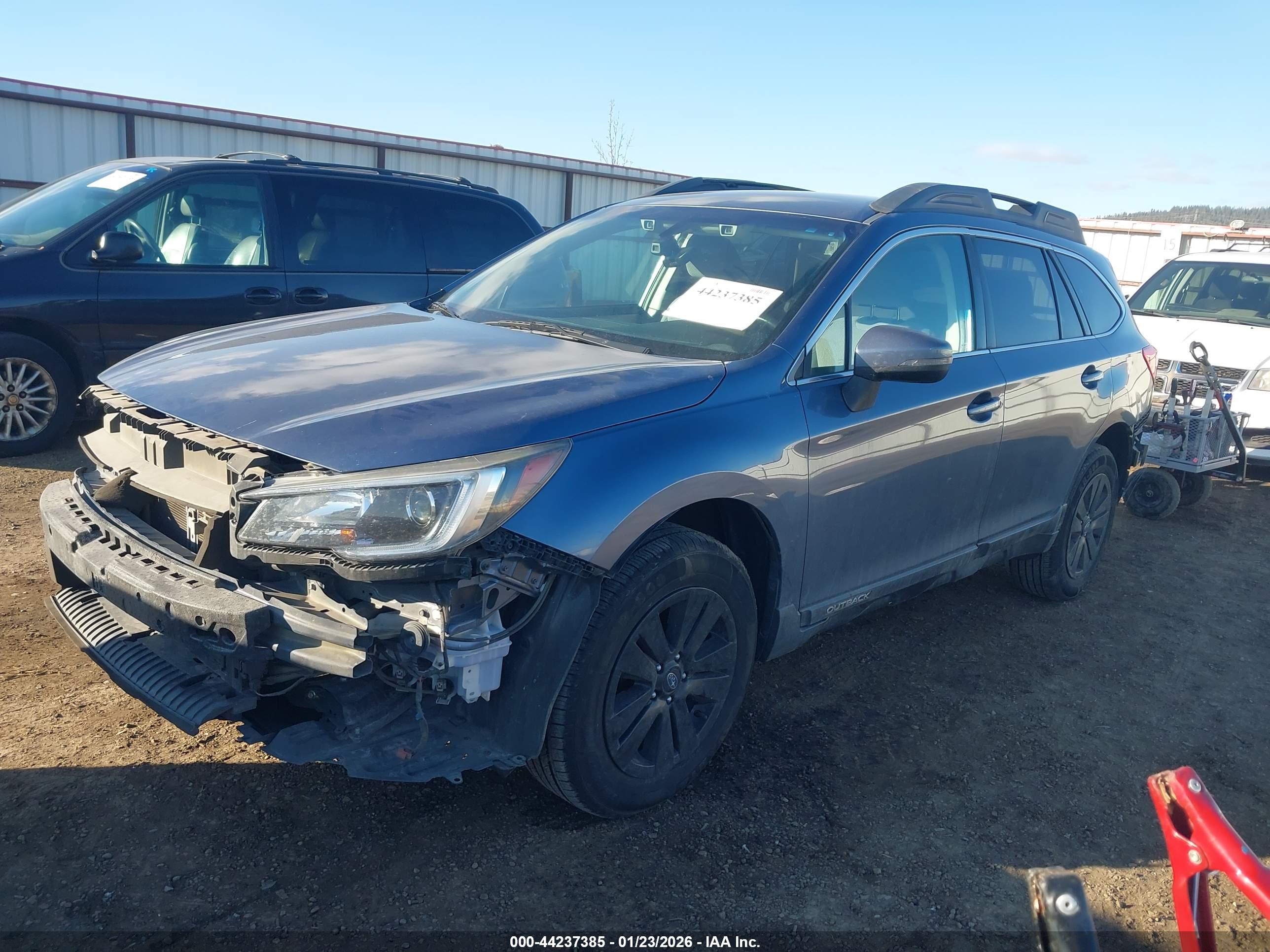 SUBARU OUTBACK image 2