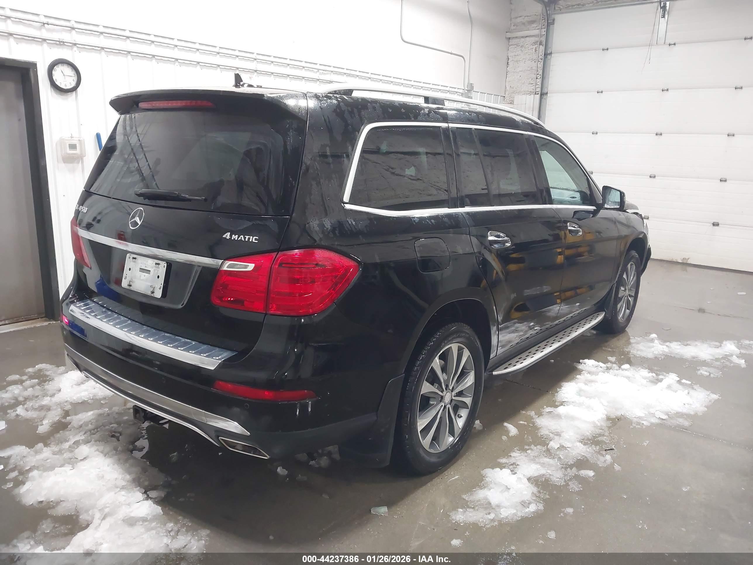MERCEDES-BENZ GL image 4