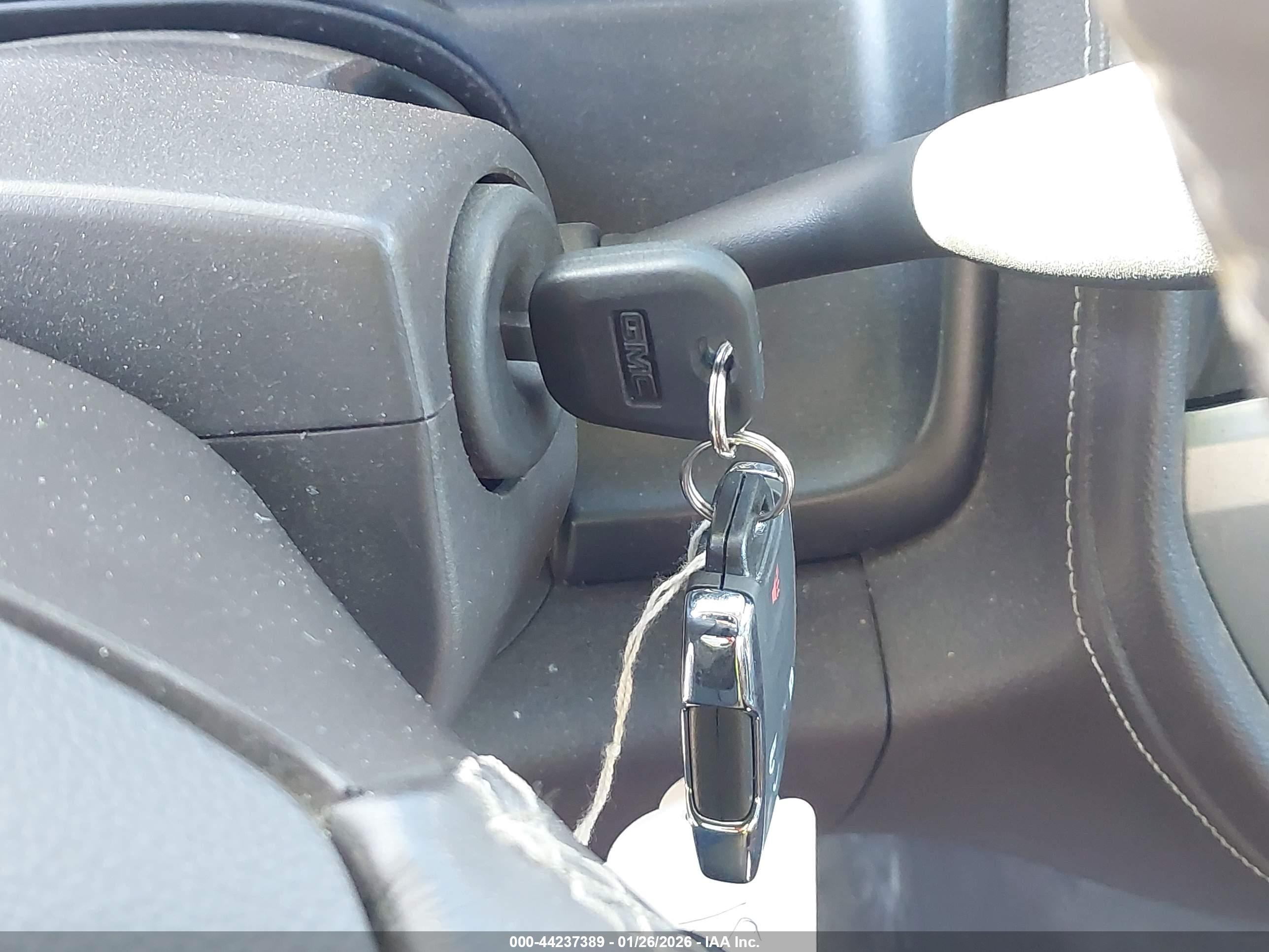 GMC SIERRA image 11