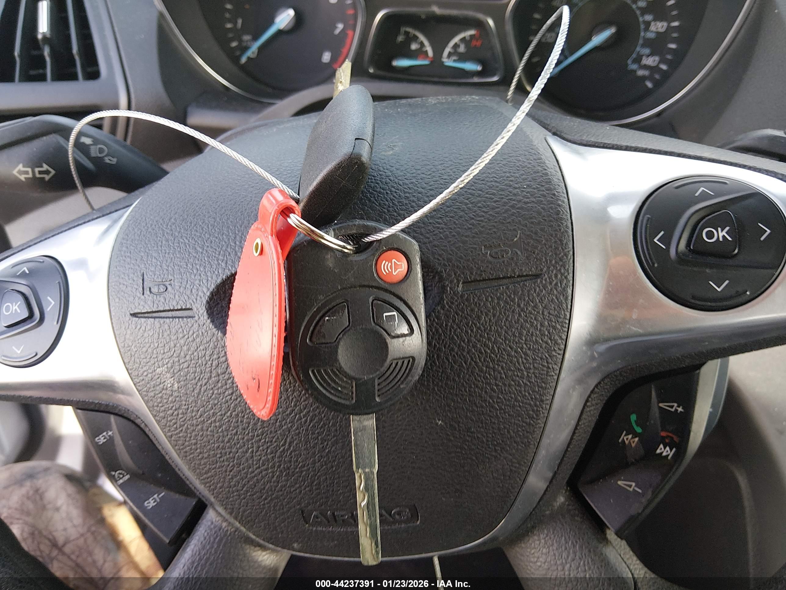 FORD ESCAPE image 11