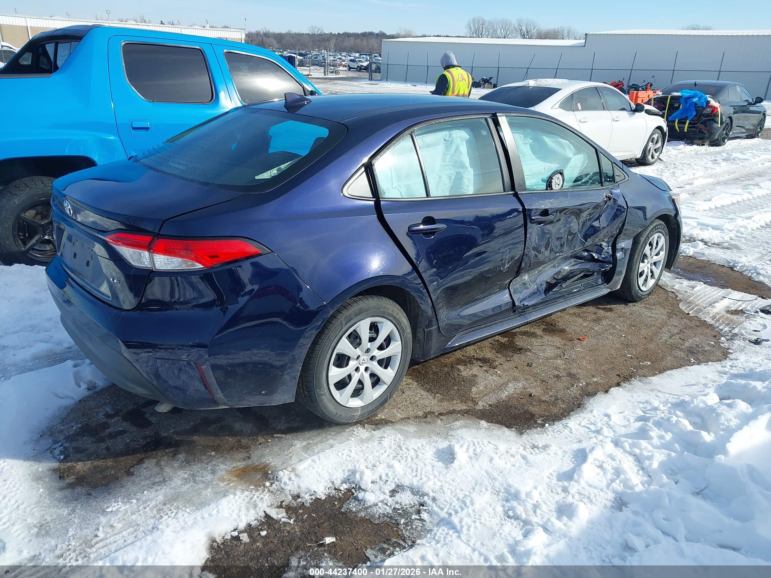 TOYOTA COROLLA image 4