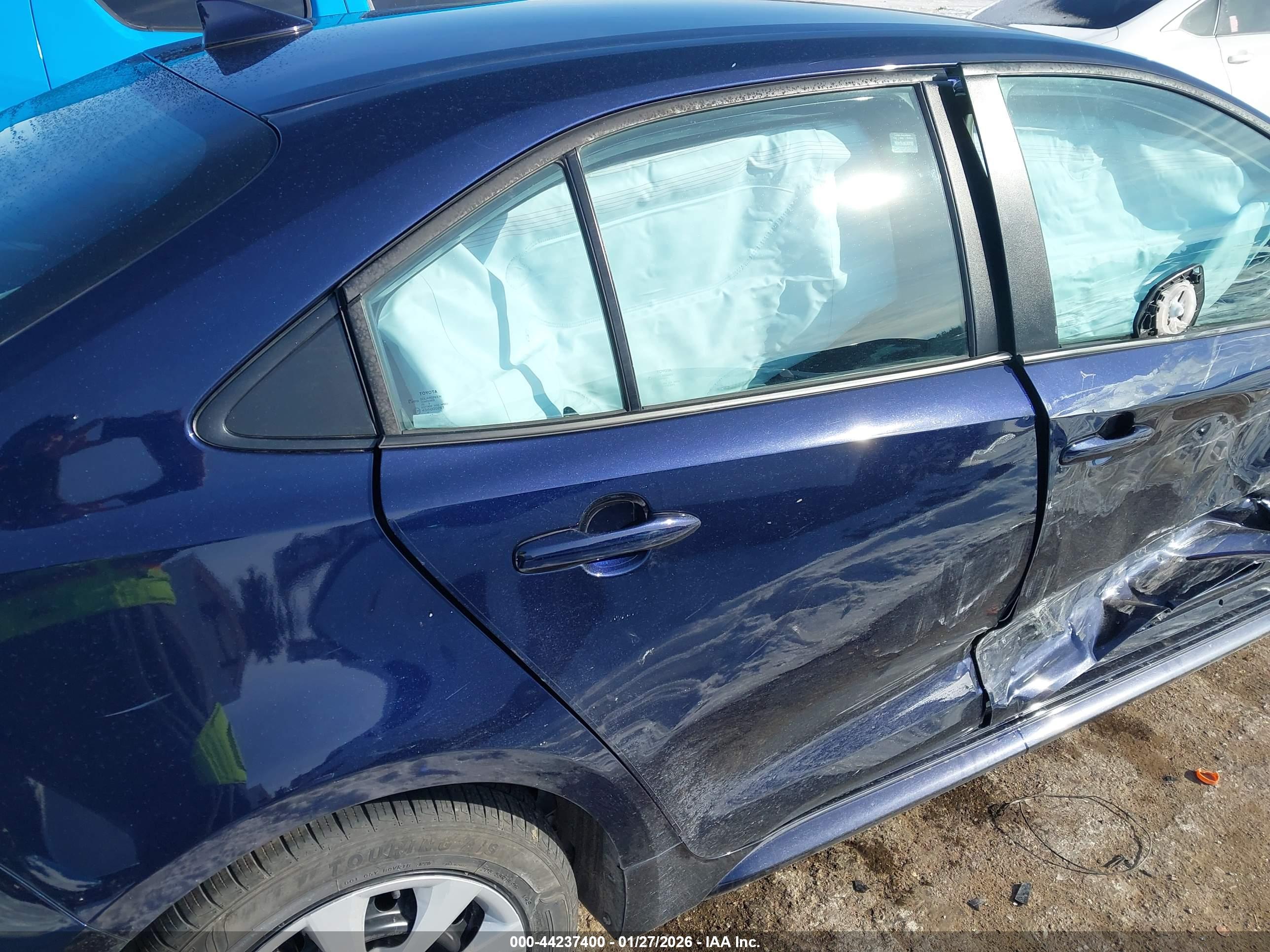 TOYOTA COROLLA image 6
