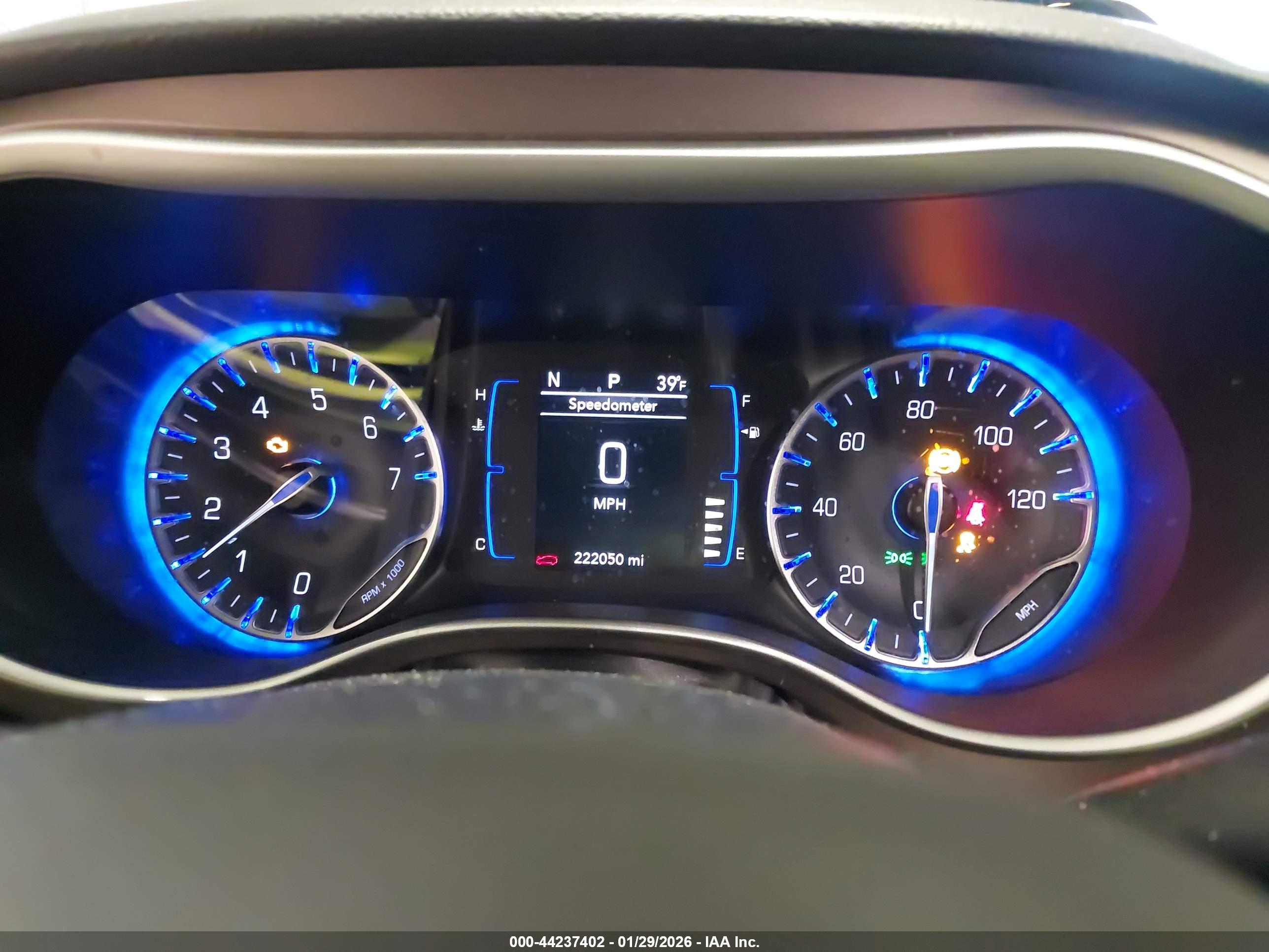 CHRYSLER PACIFICA image 7