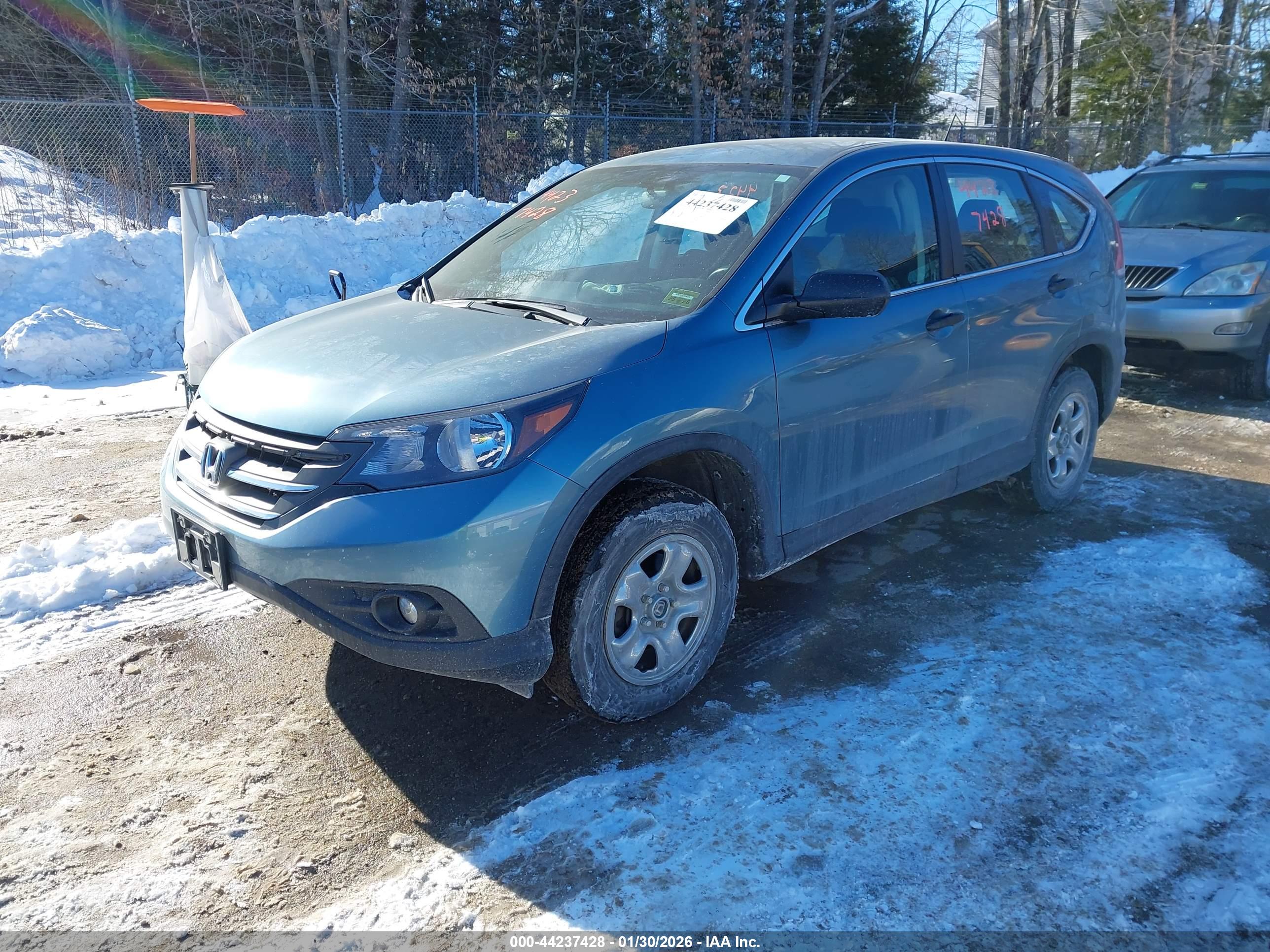 HONDA CR-V image 2