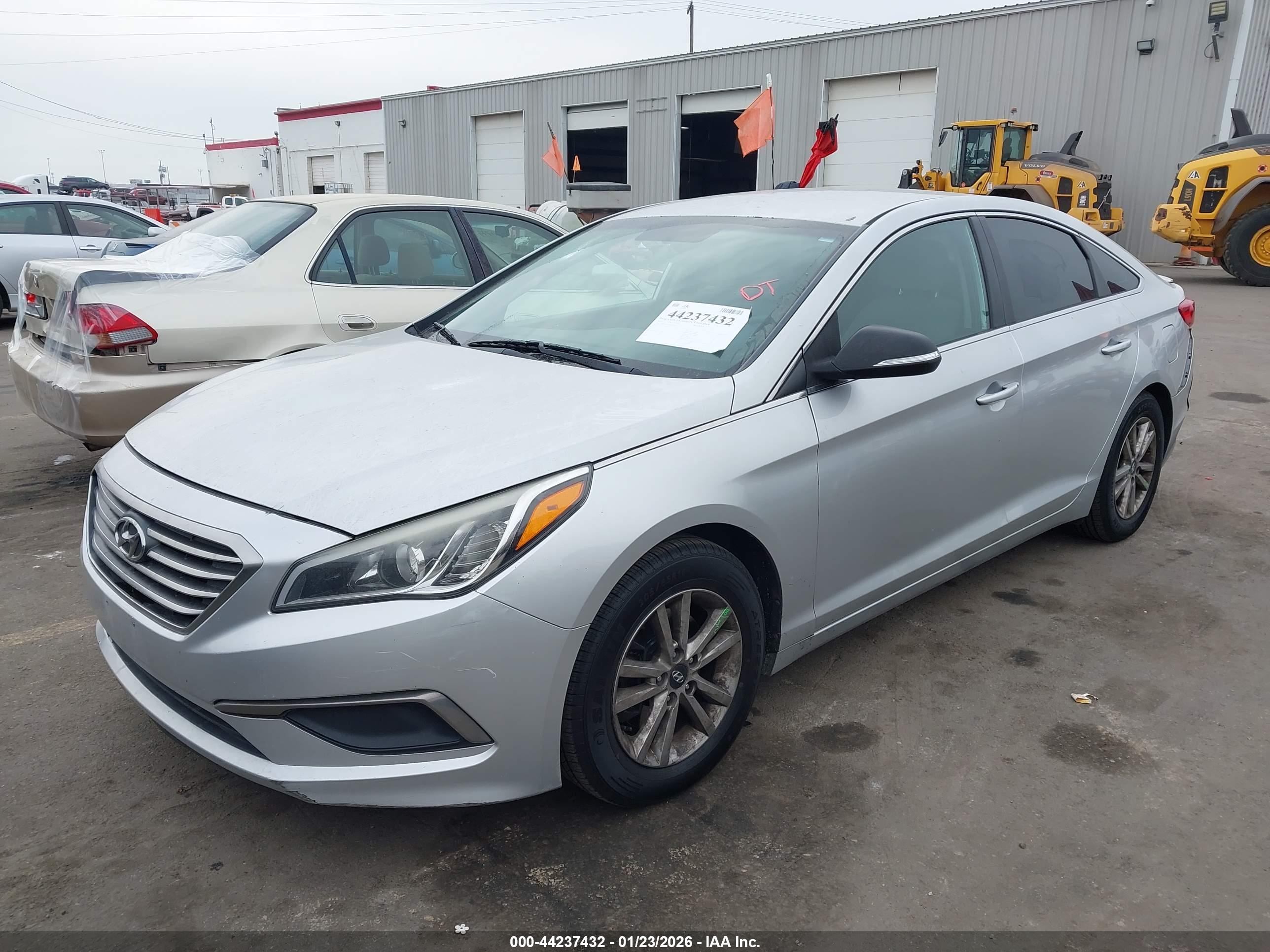 HYUNDAI SONATA image 2