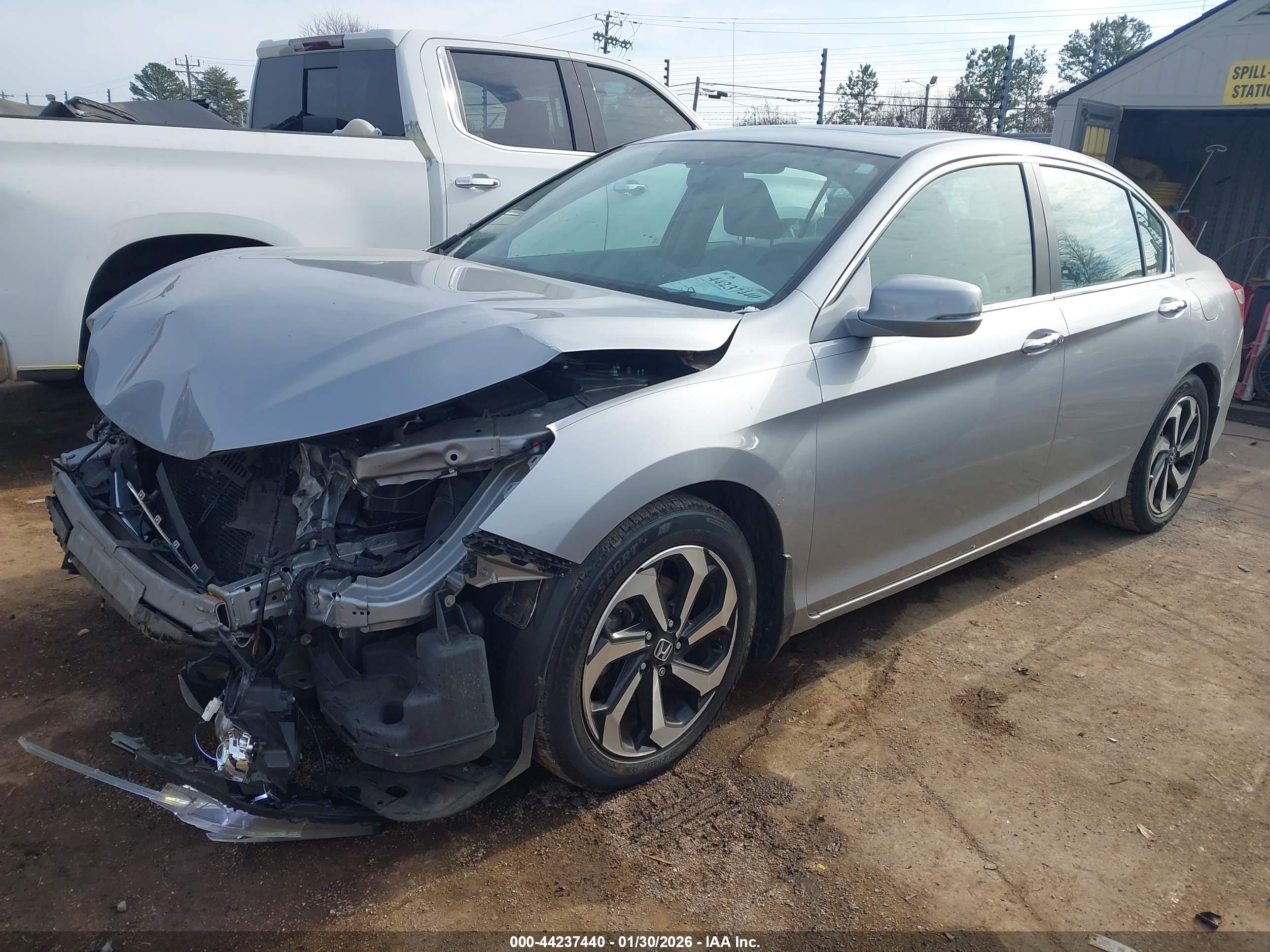 HONDA ACCORD image 2