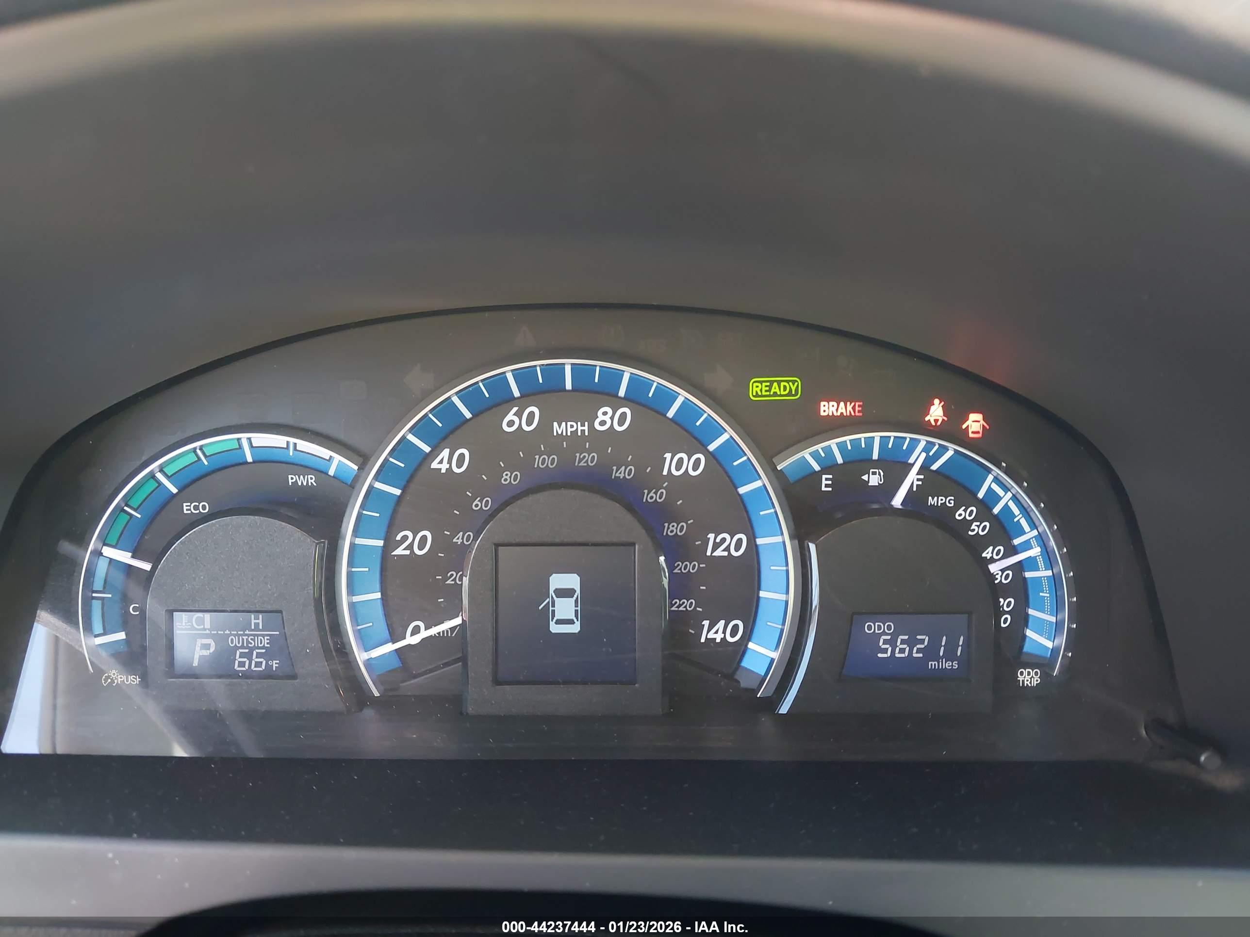 TOYOTA CAMRY image 7