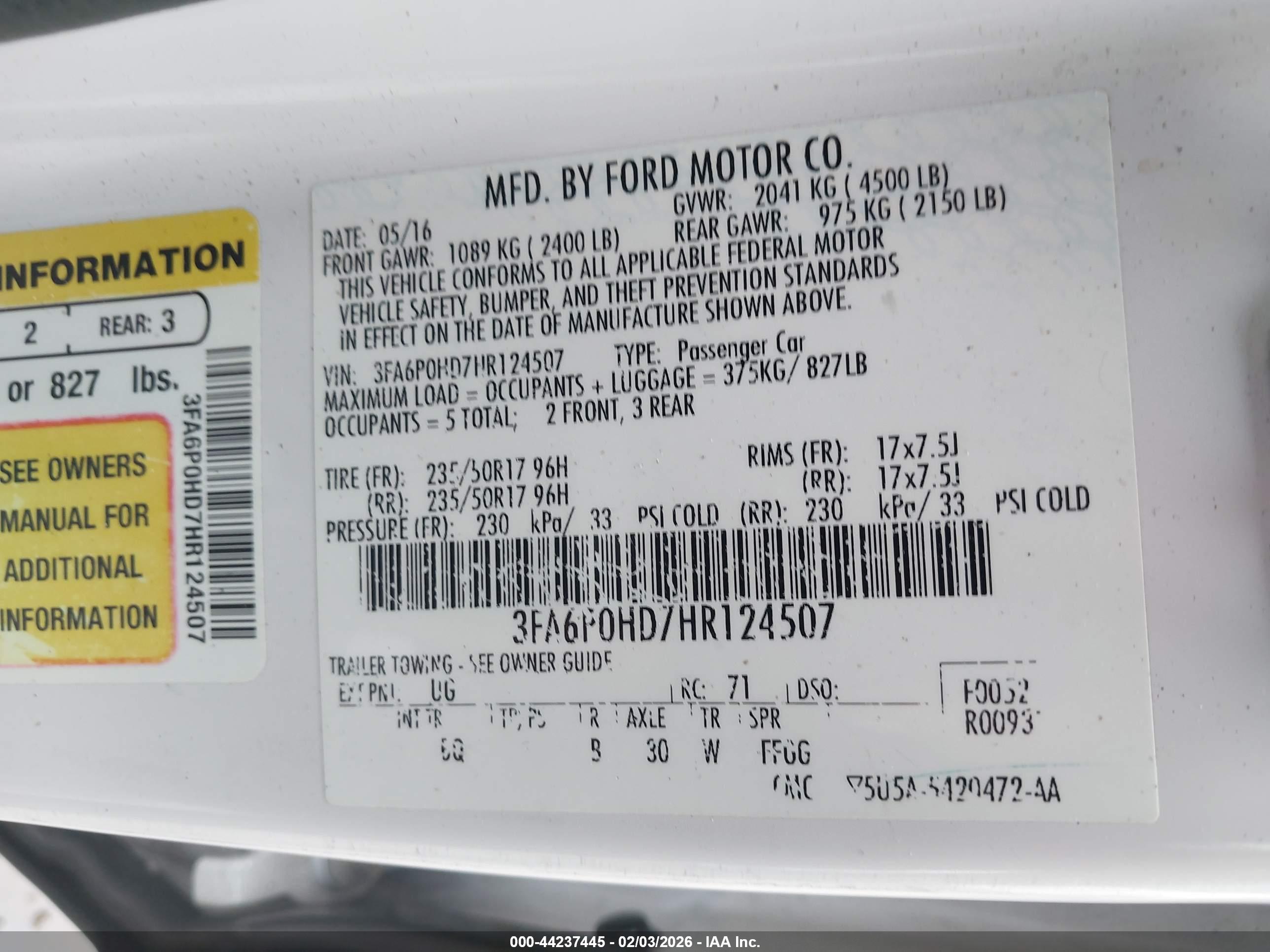 FORD FUSION image 9
