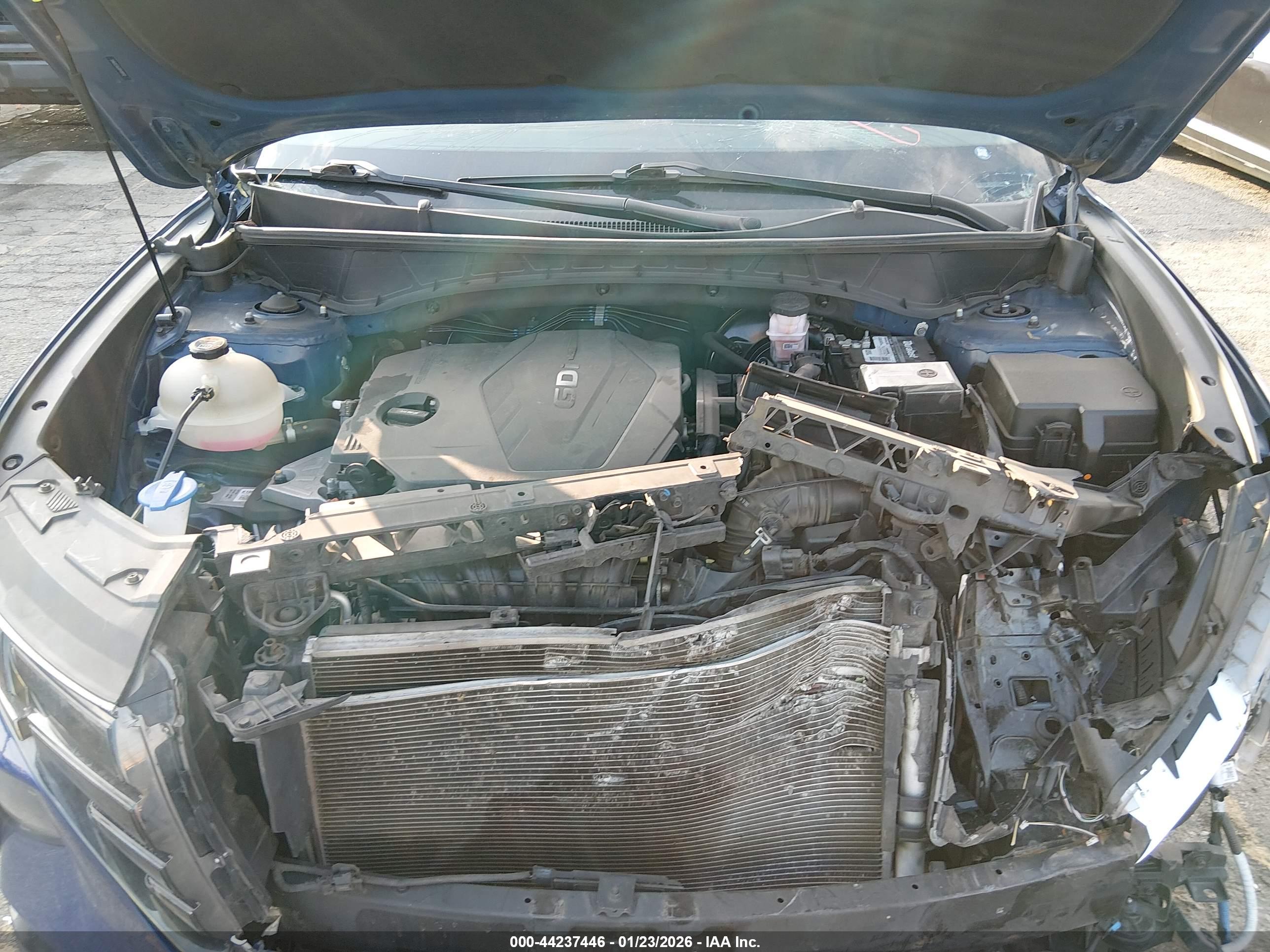 HYUNDAI TUCSON image 10