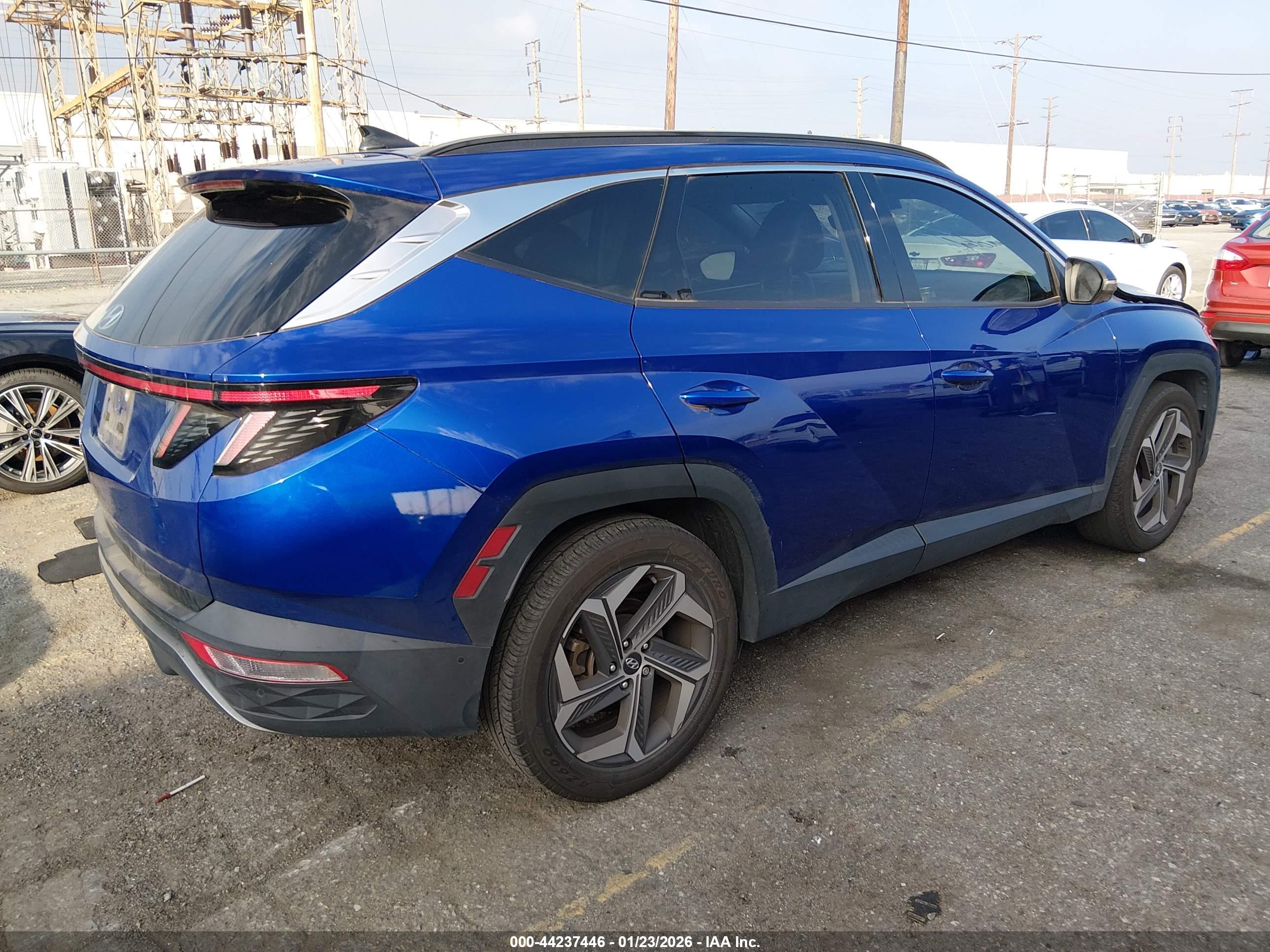 HYUNDAI TUCSON image 4
