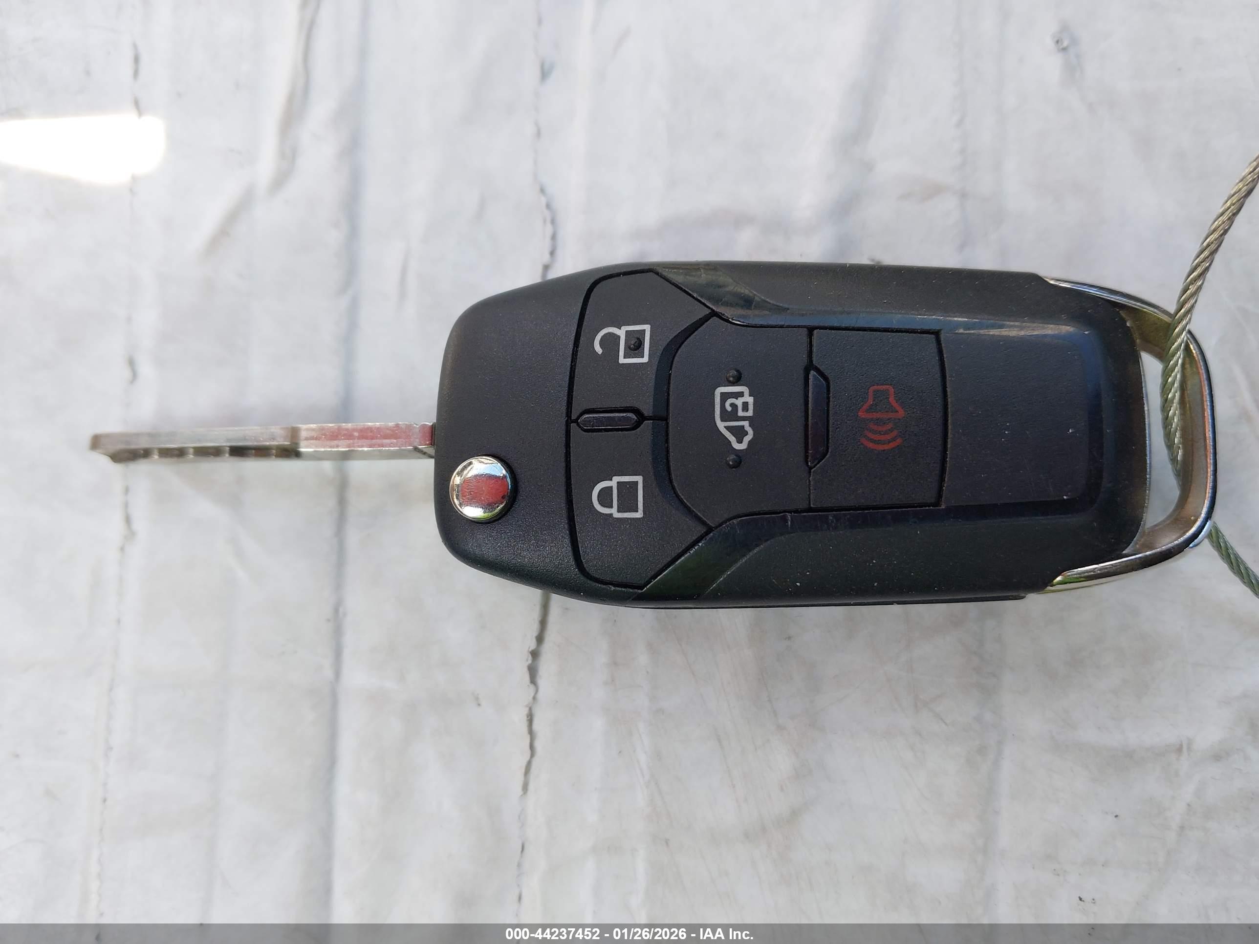 FORD TRANSIT image 11
