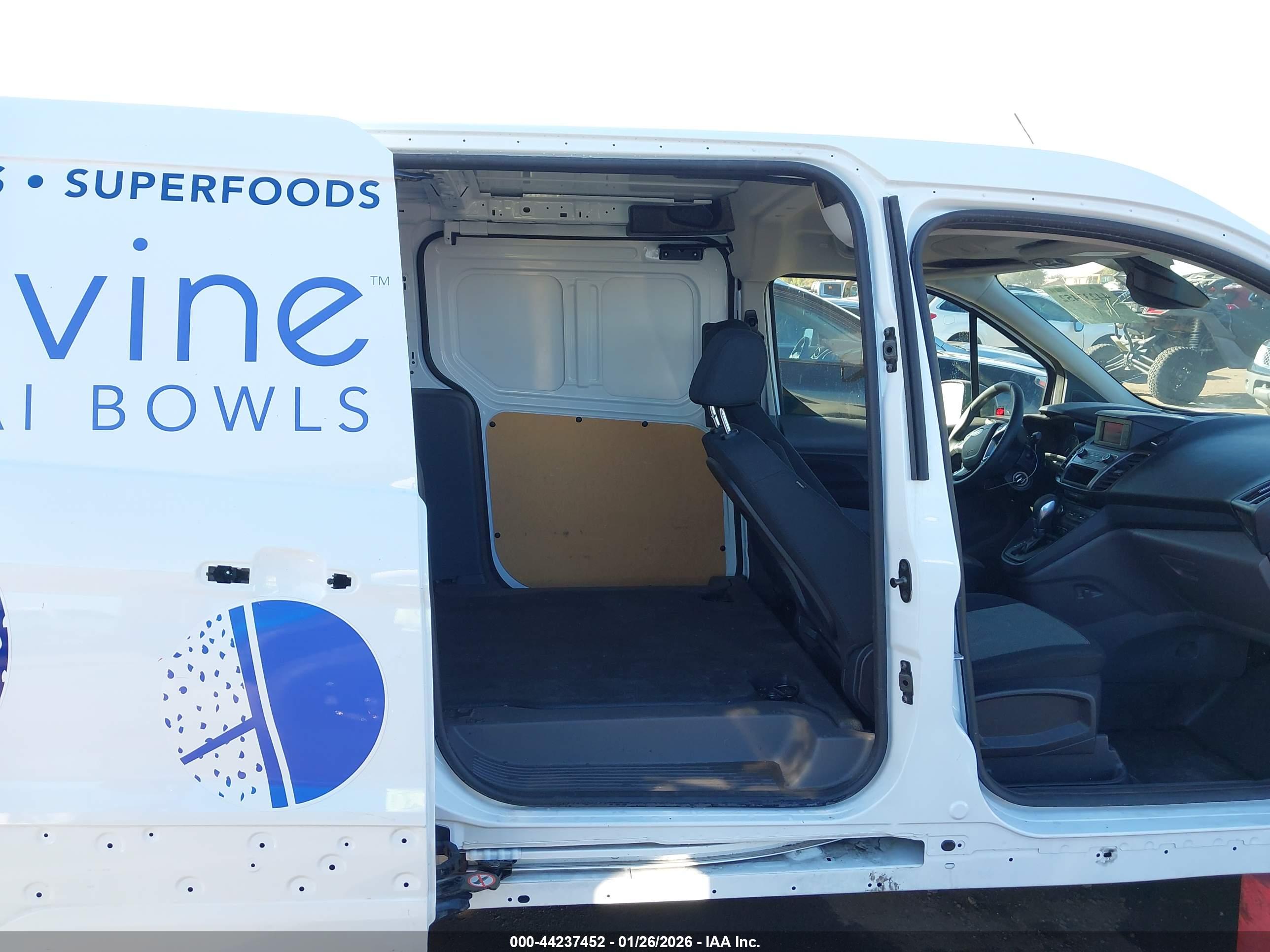 FORD TRANSIT image 8