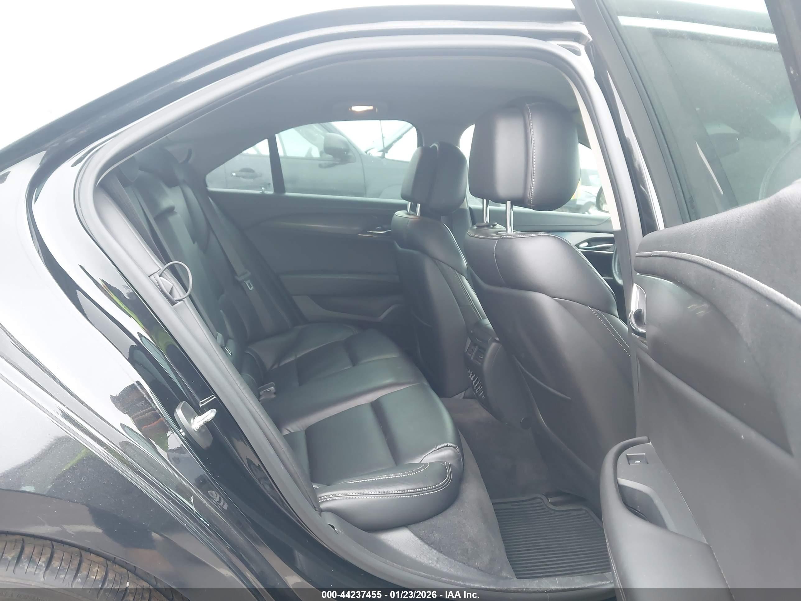 CADILLAC ATS image 8