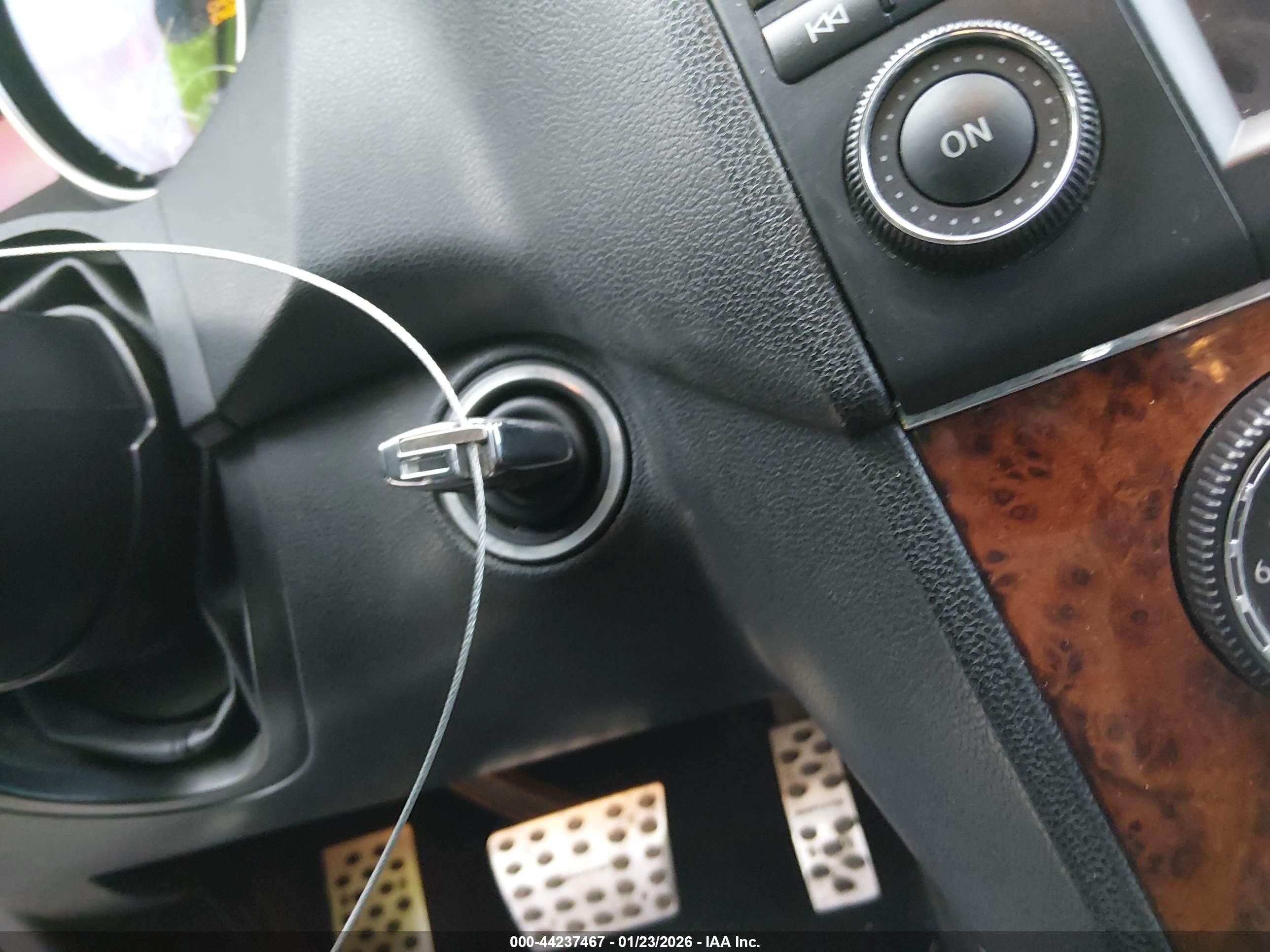 MERCEDES-BENZ ML image 11