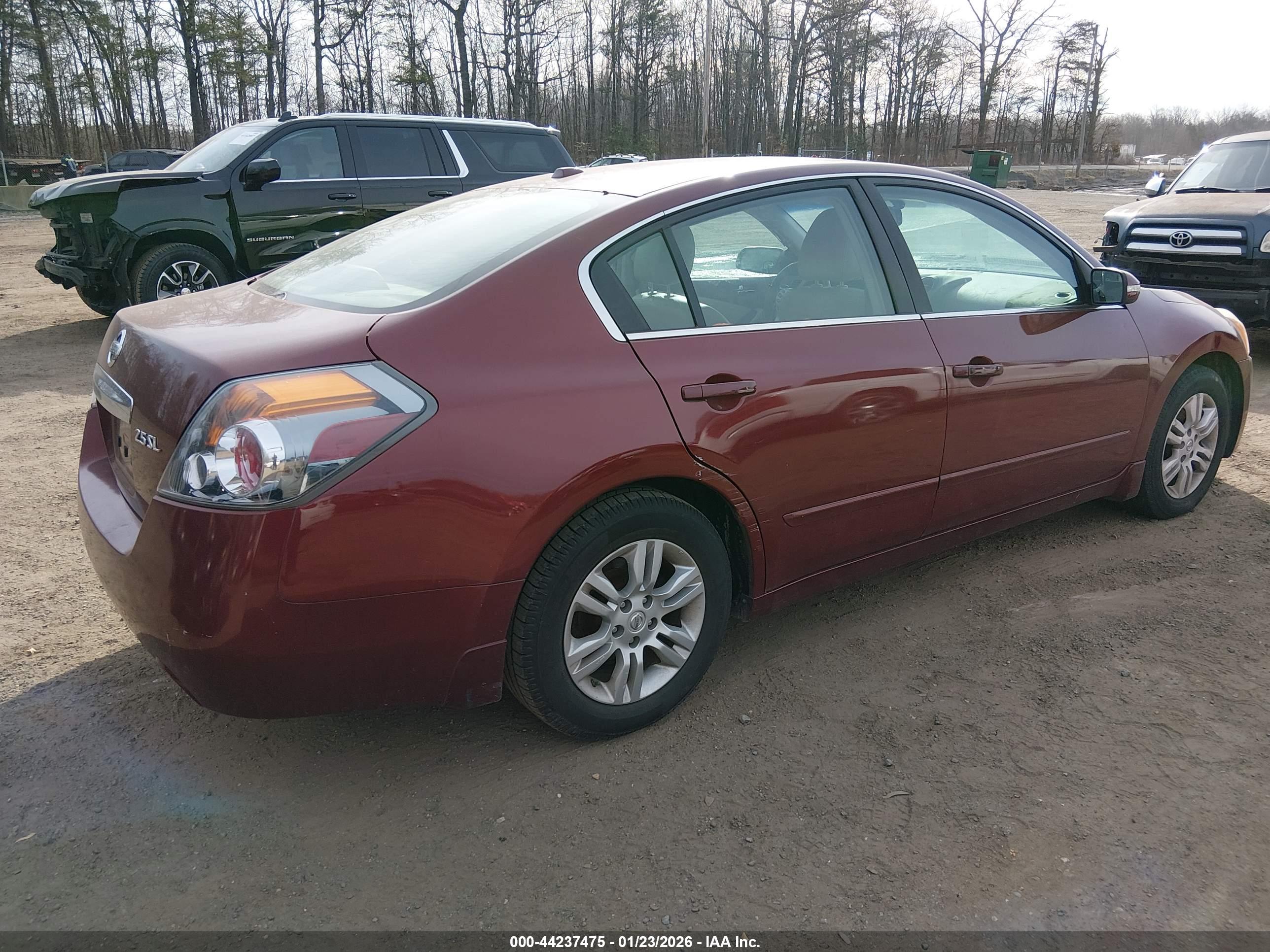 NISSAN ALTIMA image 4