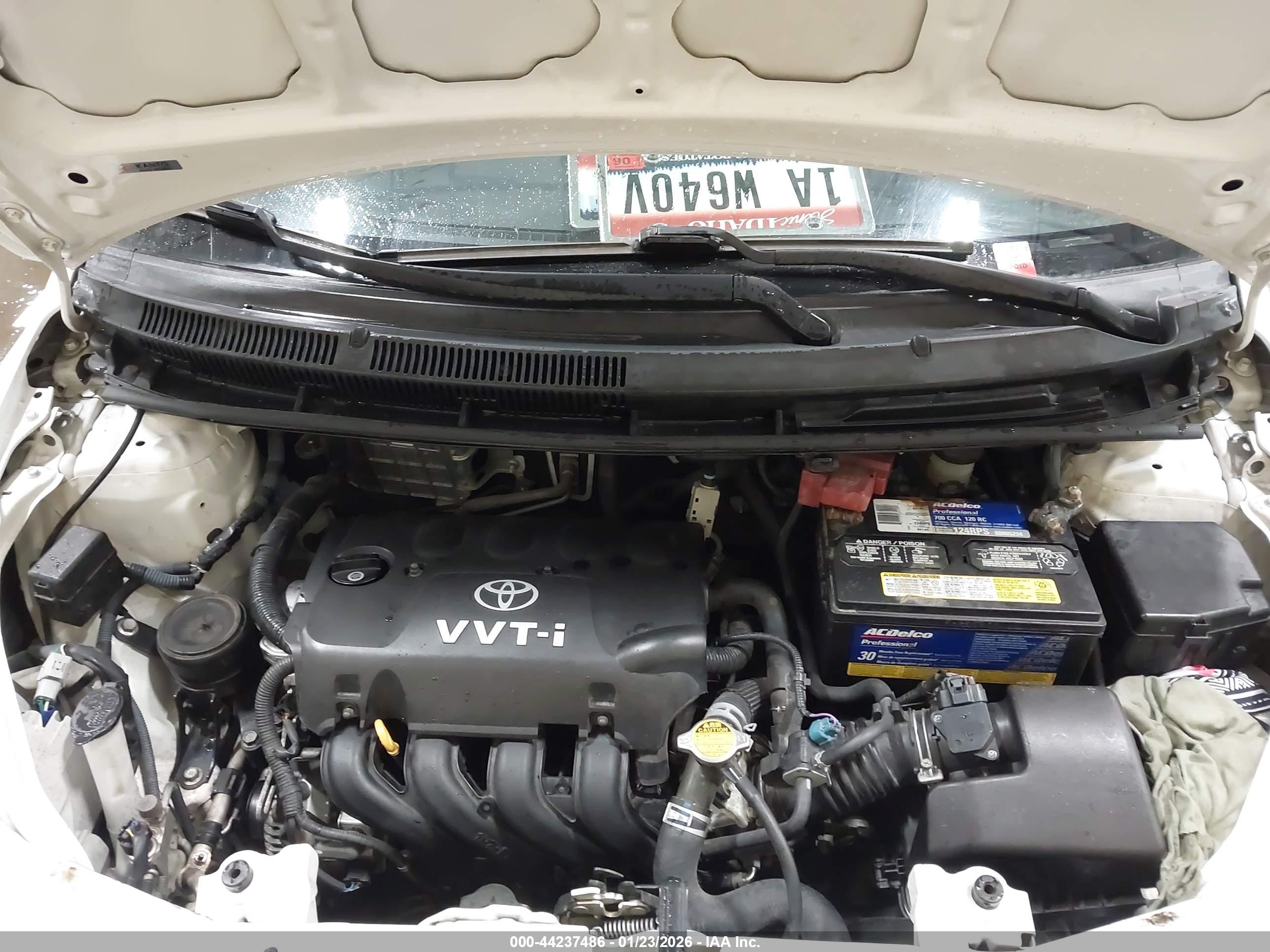 TOYOTA YARIS image 10