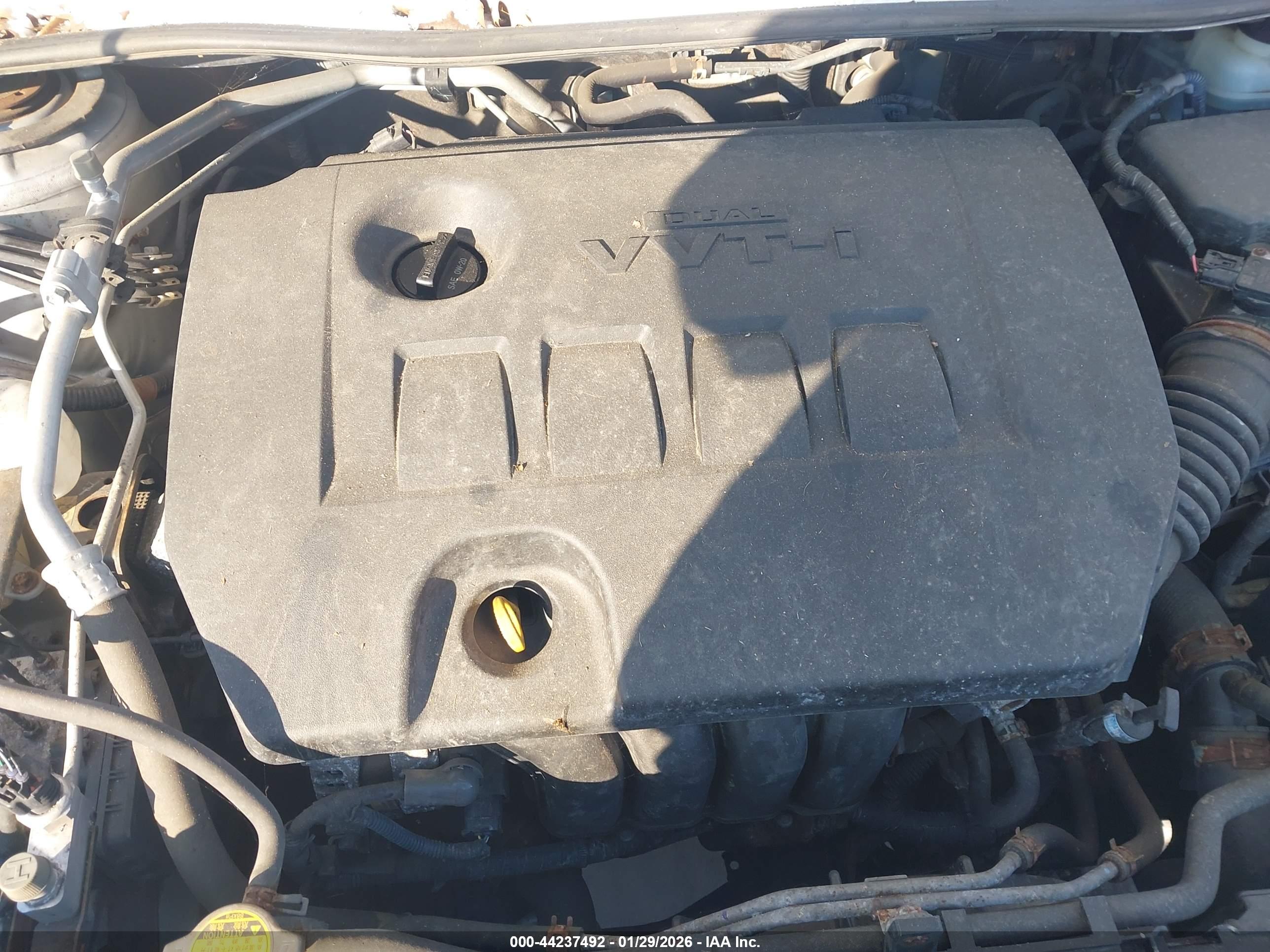 TOYOTA COROLLA image 10