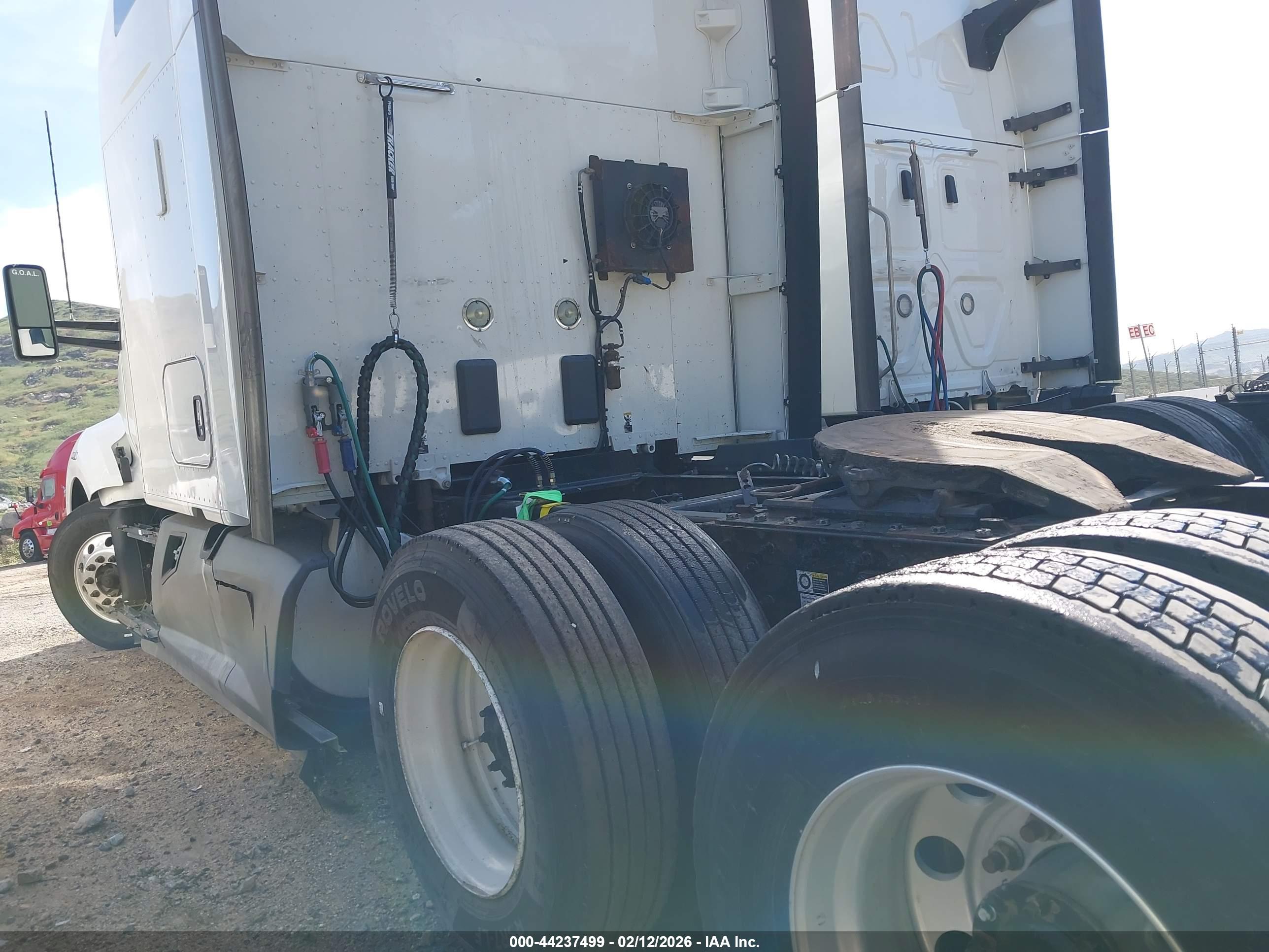 KENWORTH T680 image 3
