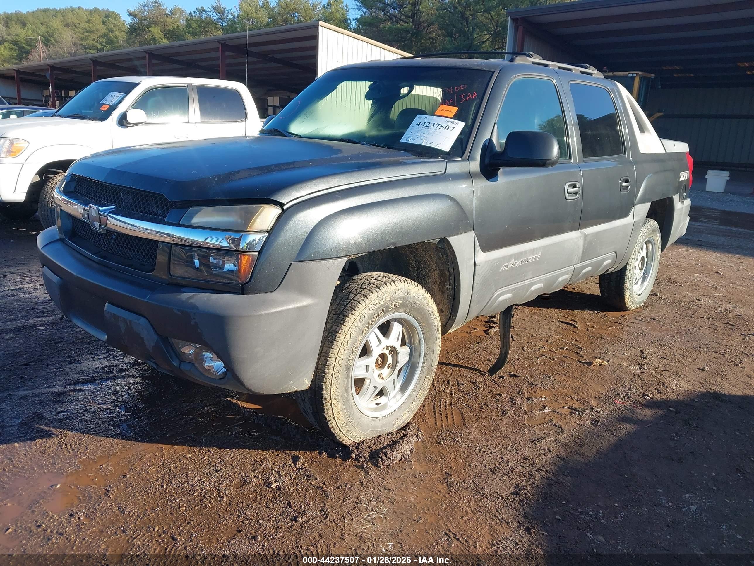 CHEVROLET AVALANCHE image 2