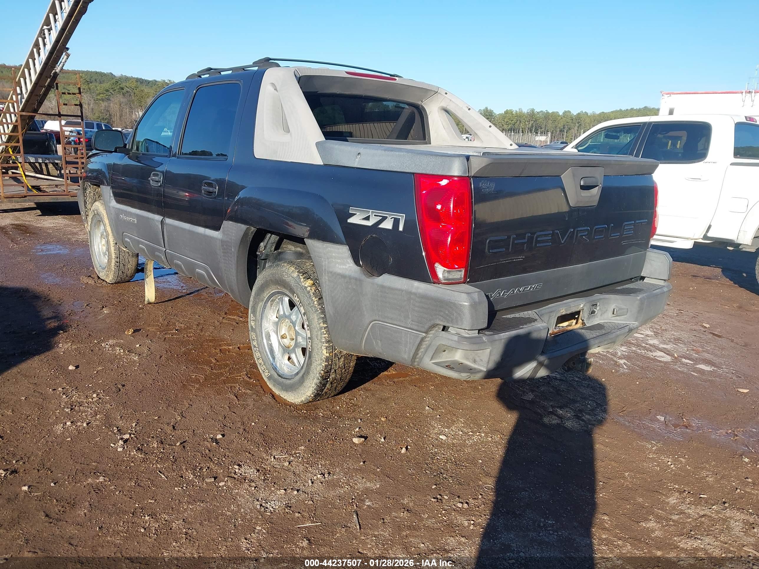 CHEVROLET AVALANCHE image 3